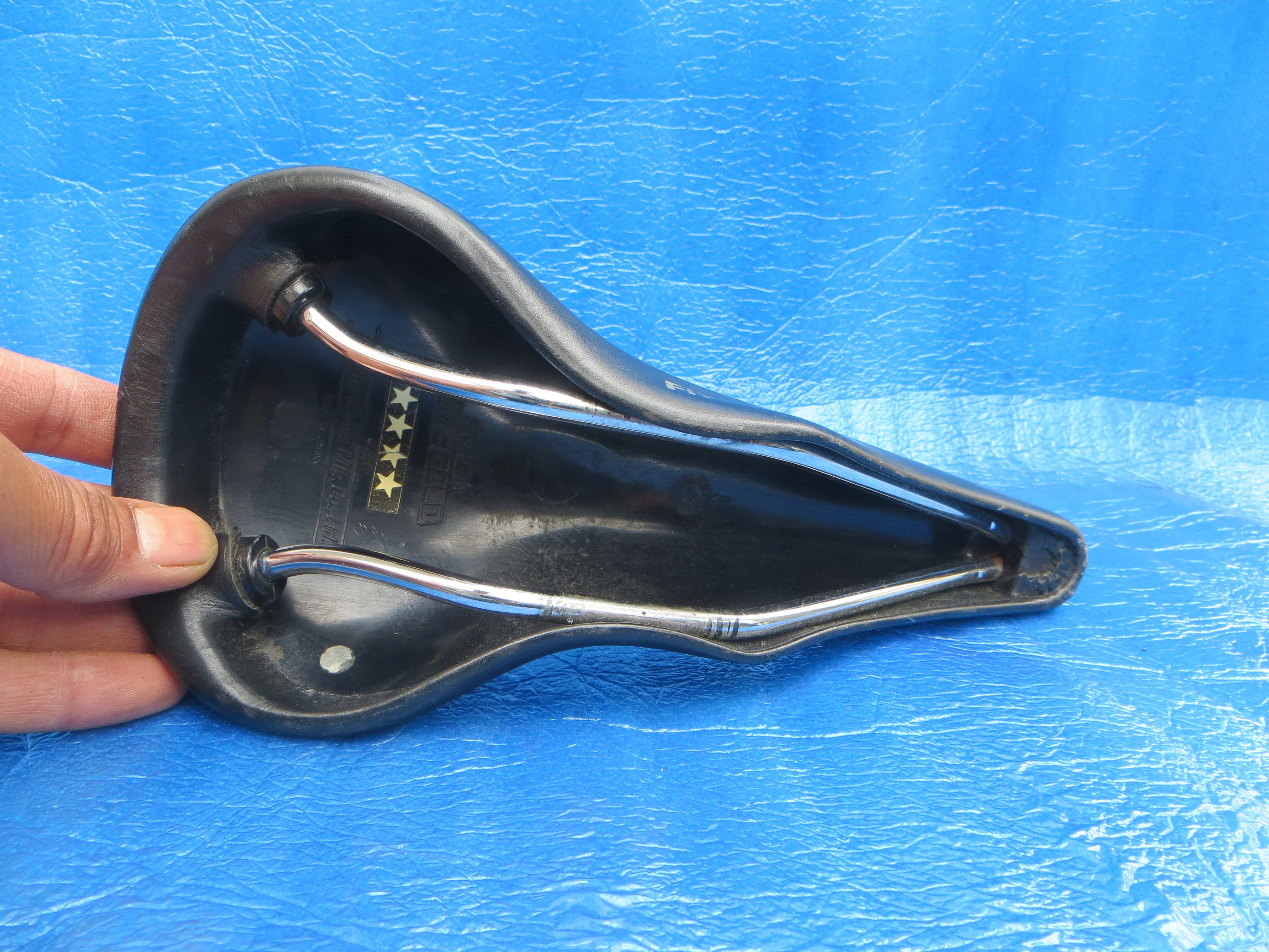 Kashima Five Gold FG-4P 44mm NJS Unpadded Saddle (25052409) - Image 5