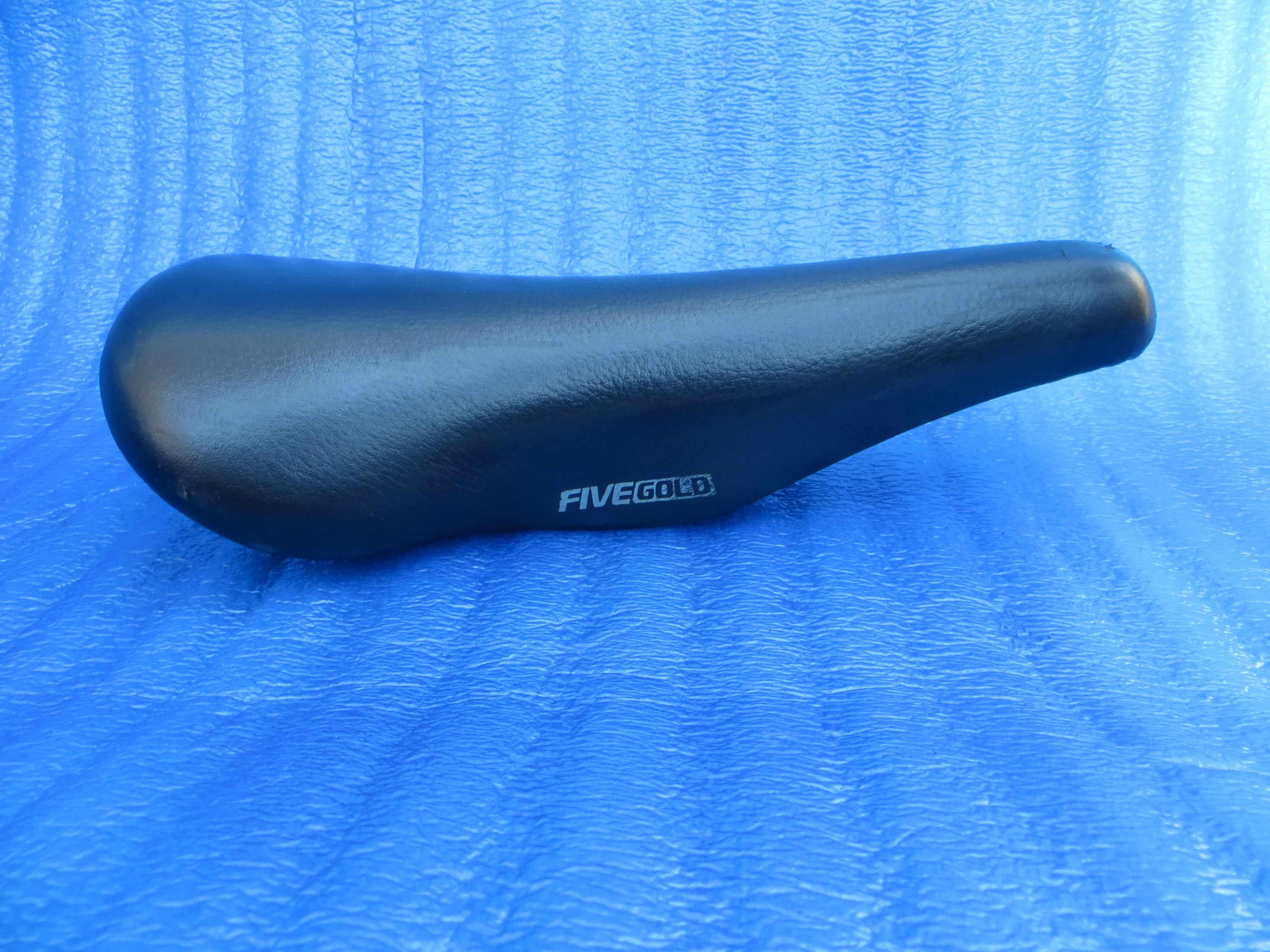 Kashima Five Gold FG-4P 44mm NJS Unpadded Saddle  (26010918)