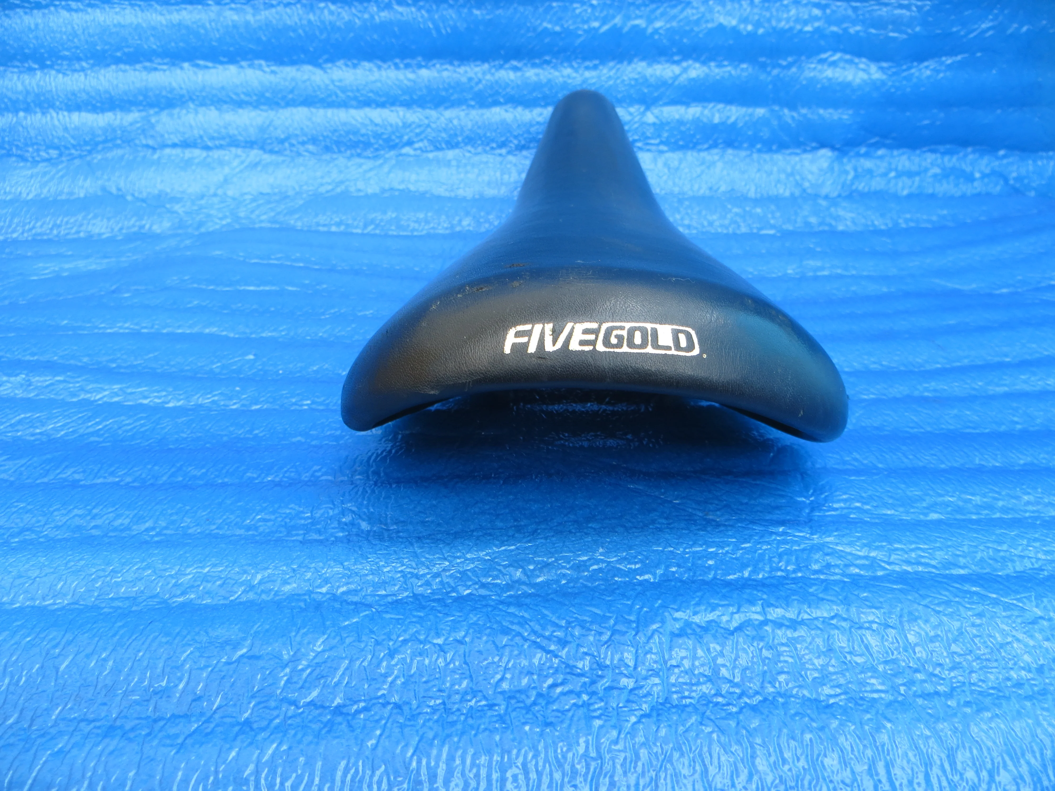 Kashima Five Gold FG-4P 44mm NJS Unpadded Saddle  (26021003) - Image 4