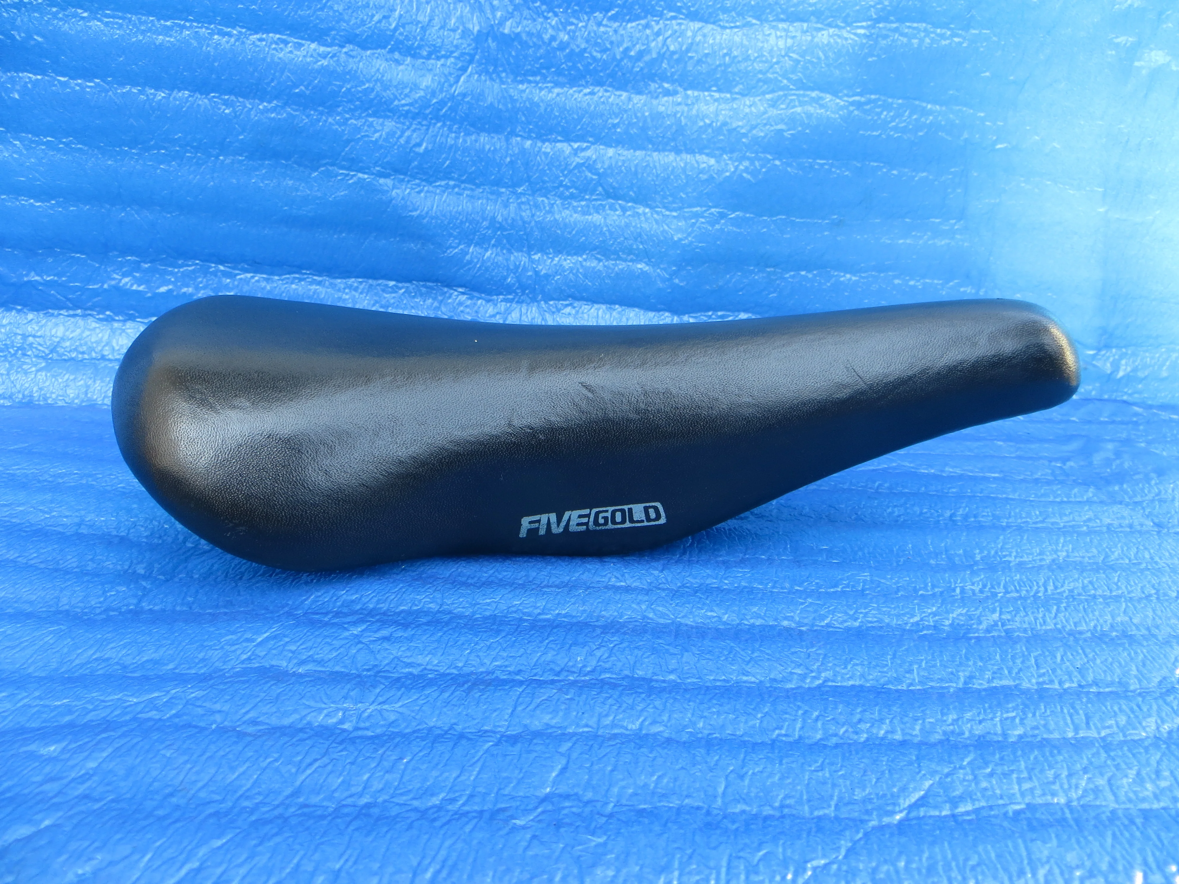 Kashima Five Gold FG-4P 44mm NJS Unpadded Saddle  (26022306)