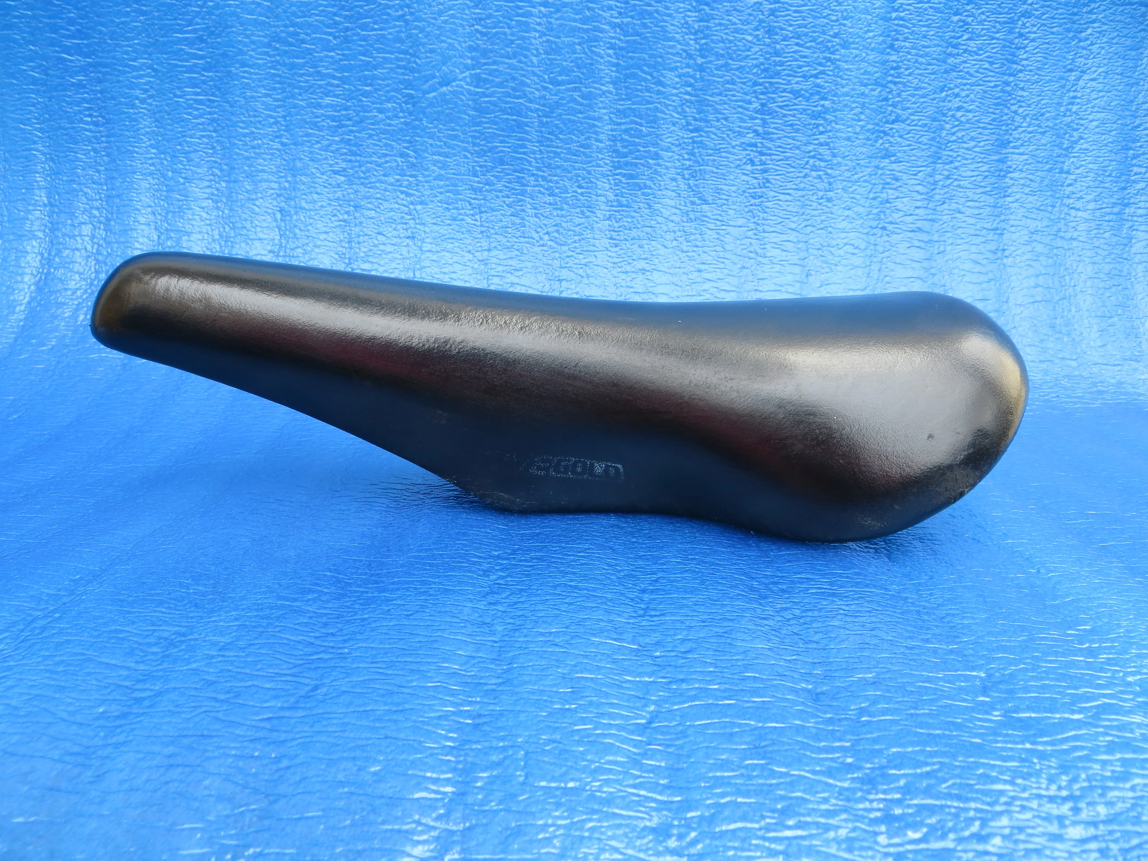 Kashima Five Gold FG-4P 44mm NJS Unpadded Saddle  (26040905) - Image 3