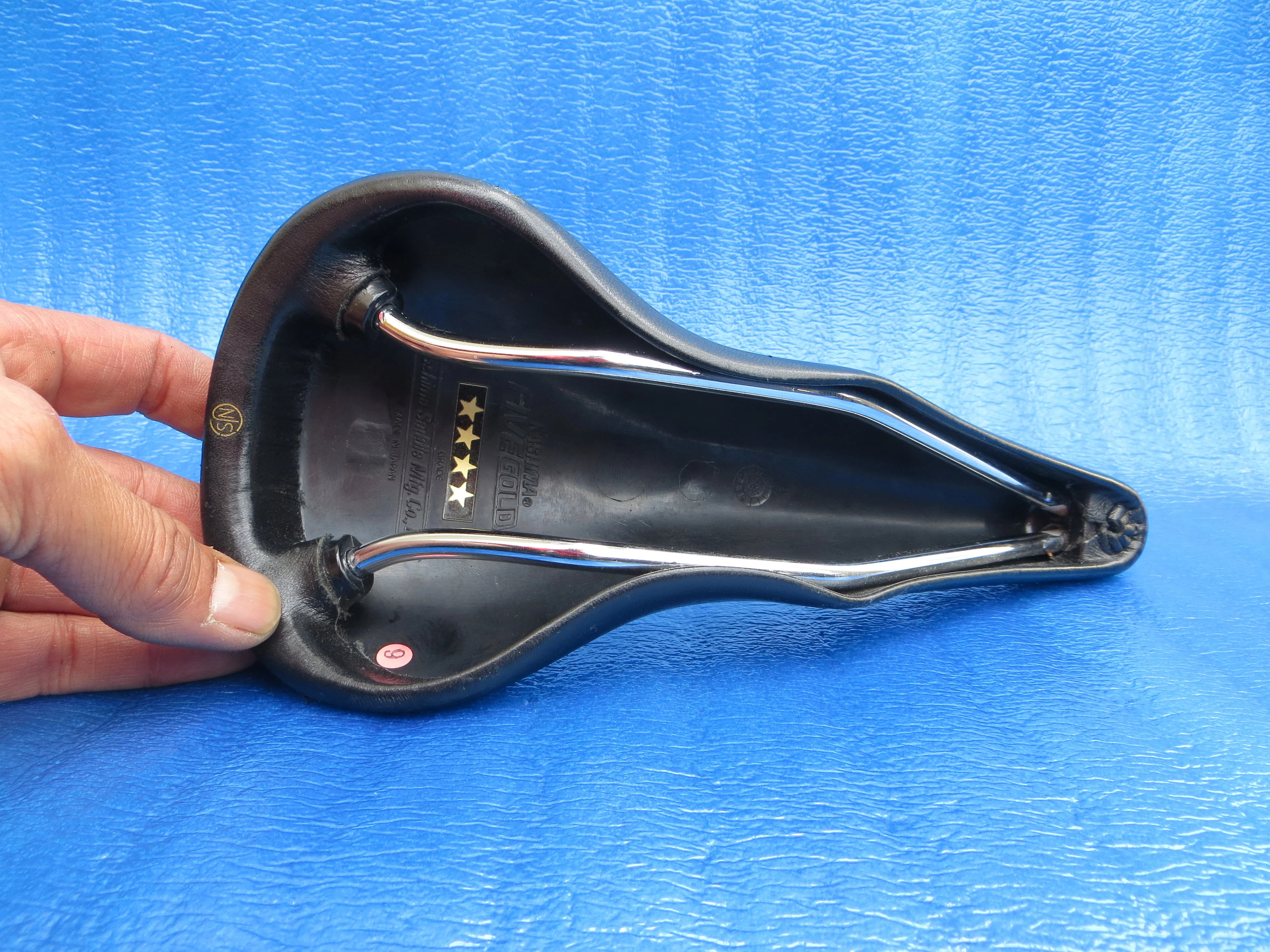 Kashima Five Gold FG-4P 44mm NJS Unpadded Saddle  (26040905) - Image 5