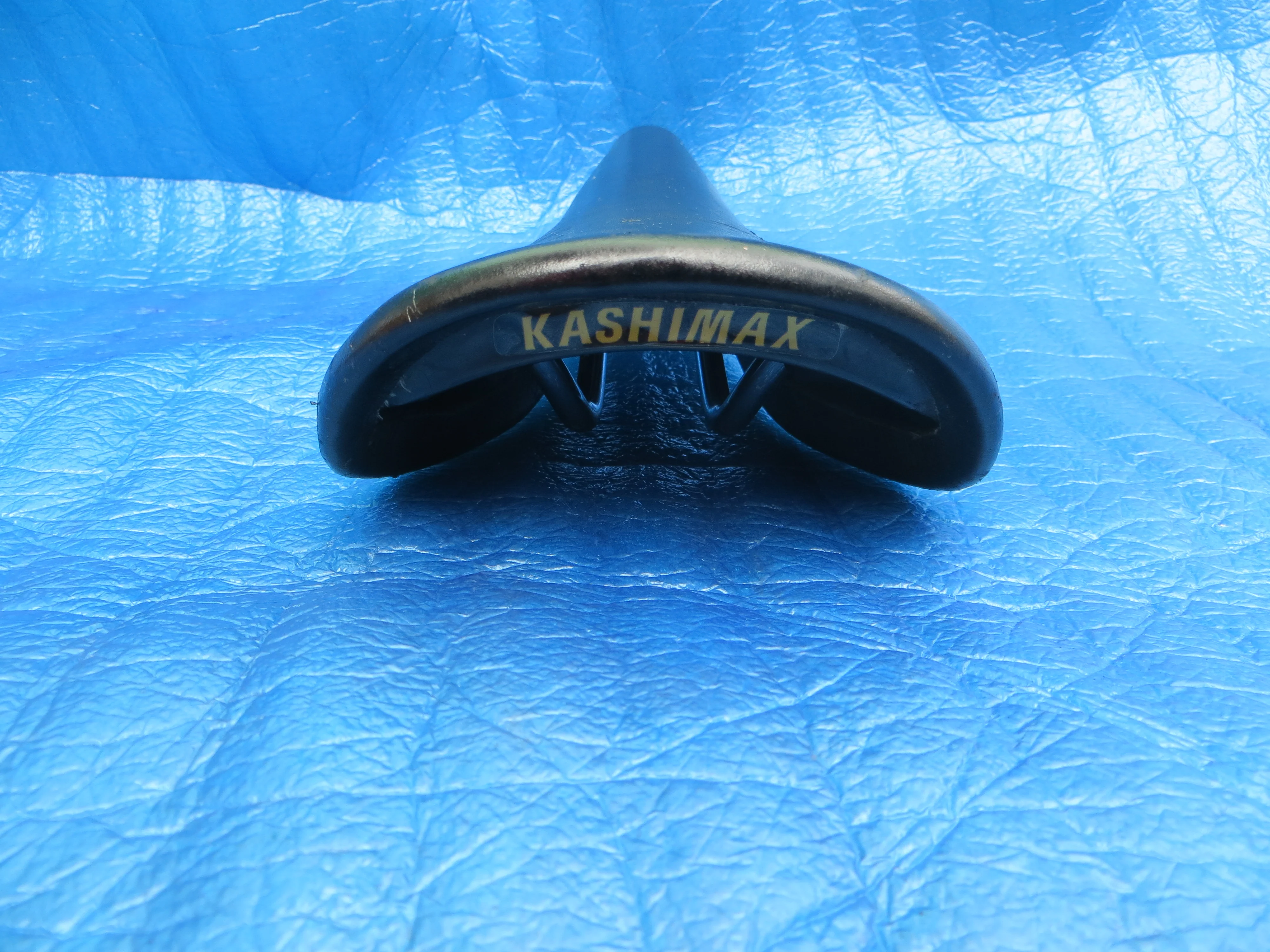 Kashima Five Gold FG-8P 30mm NJS Unpadded Saddle (25122104) - Image 4