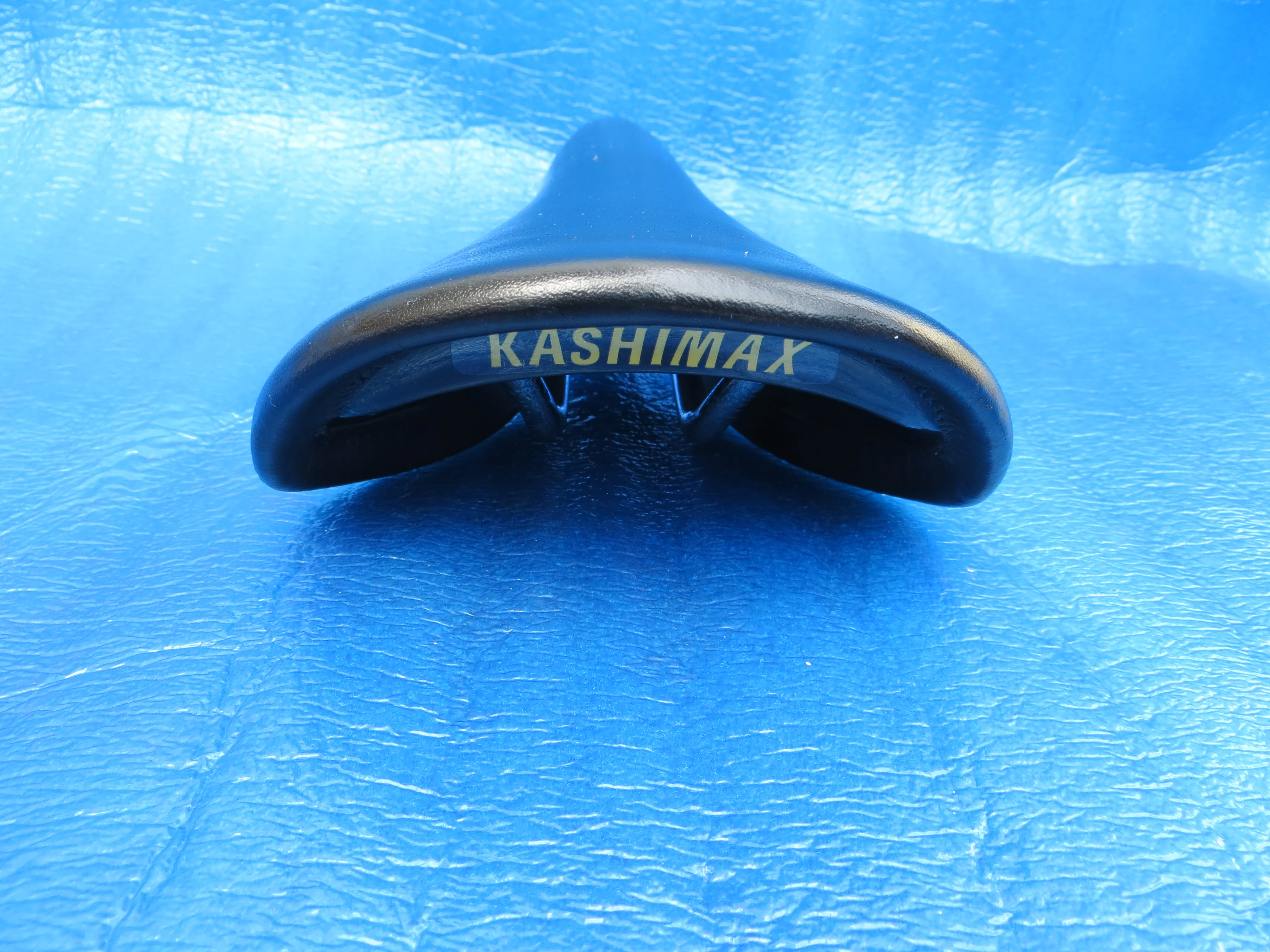 Kashima Five Gold FG-8P 30mm NJS Unpadded Saddle (26041901) - Image 4