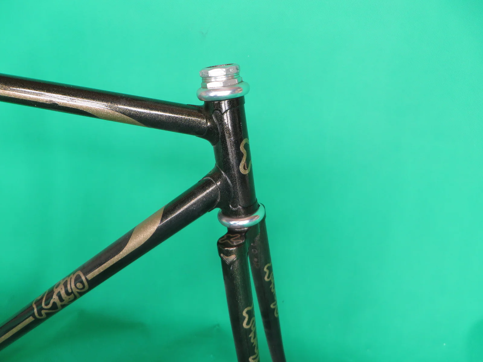 Kiyo Miyazawa 2007 // Black with fine gold flake // 51cm - Image 9