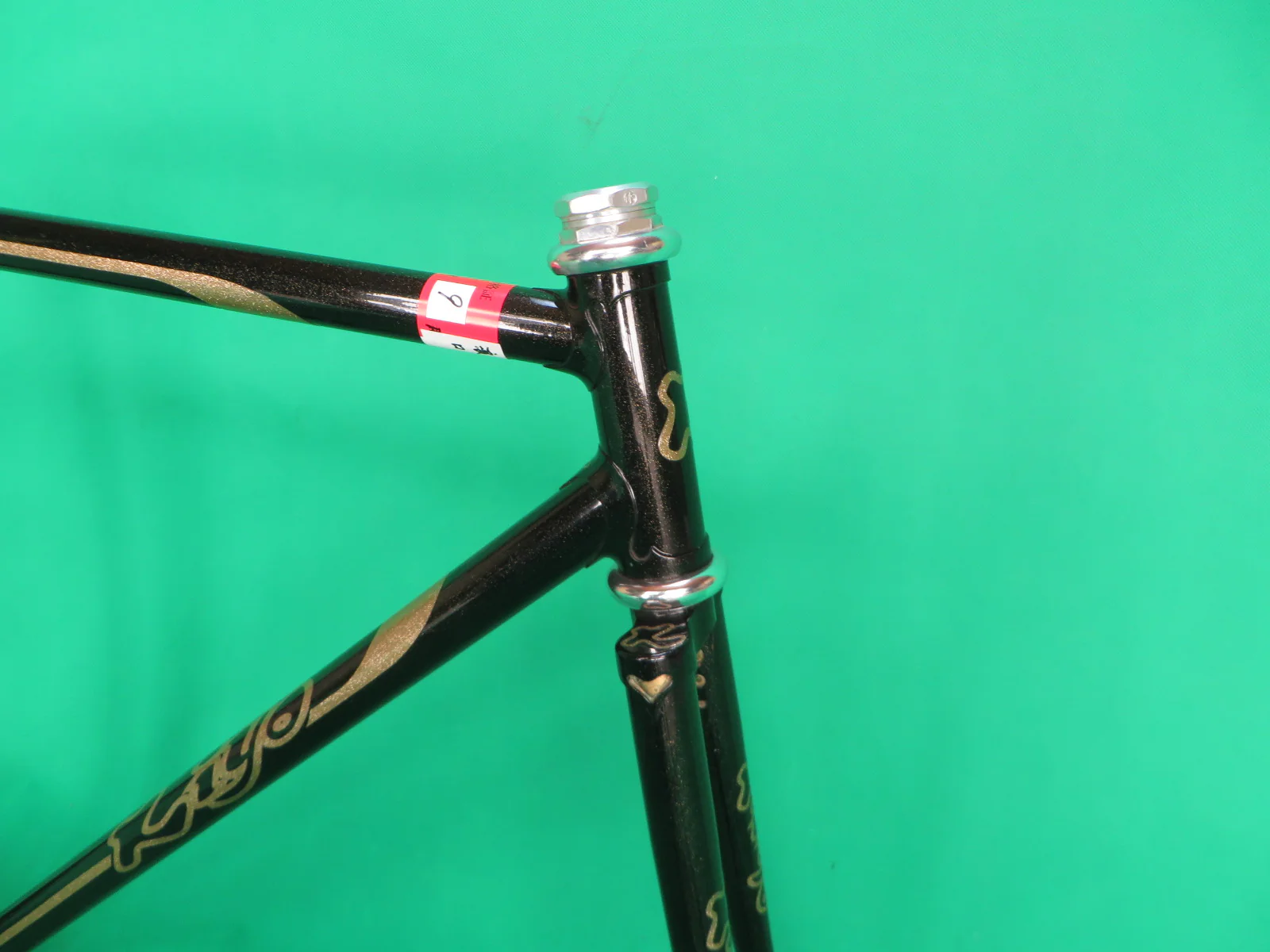 Kiyo Miyazawa // Black with fine gold flake // 51.5cm - Image 9