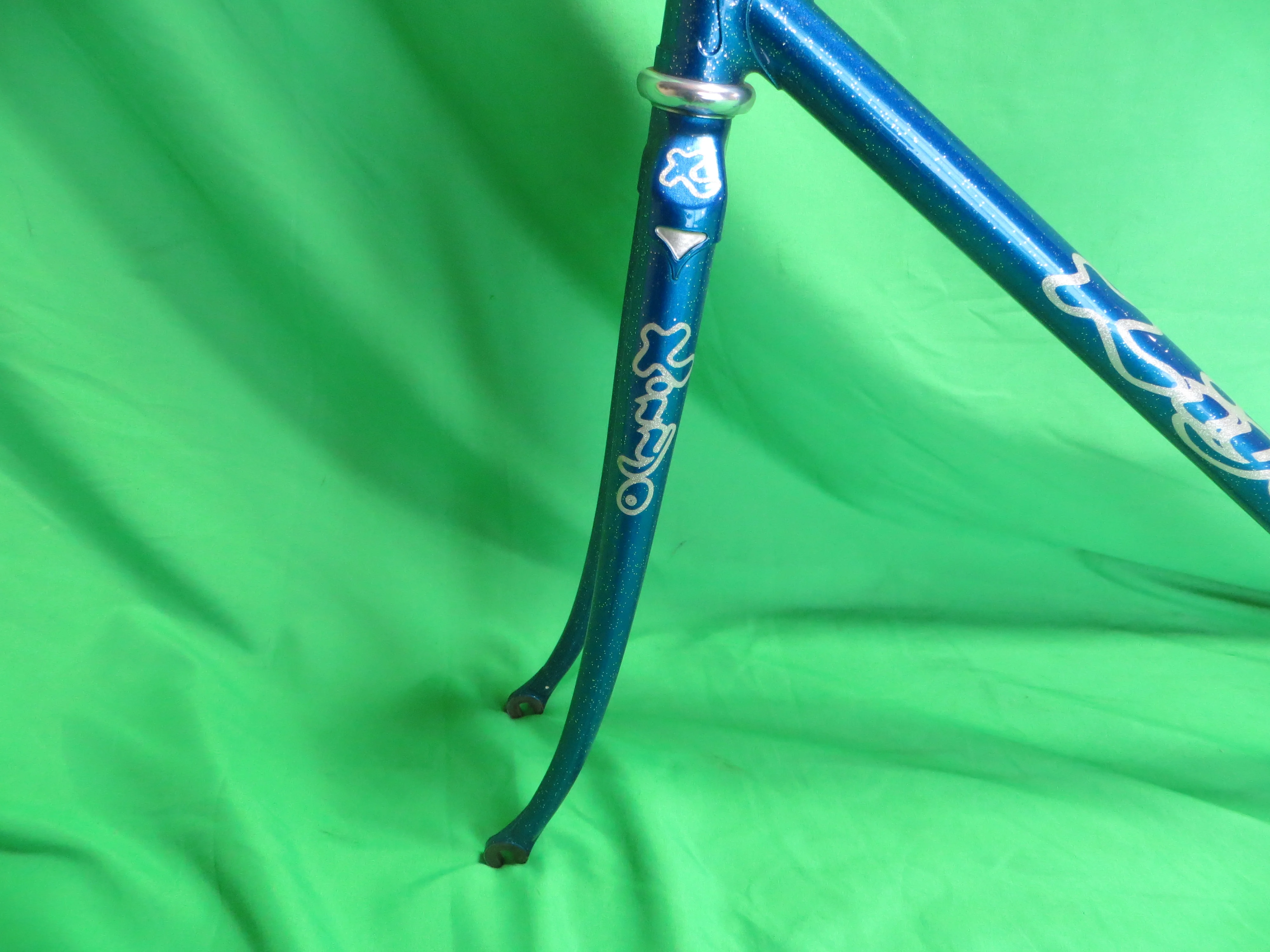 Kiyo Miyazawa // Blue Metallic with Silver Flake // 52cm - Image 3