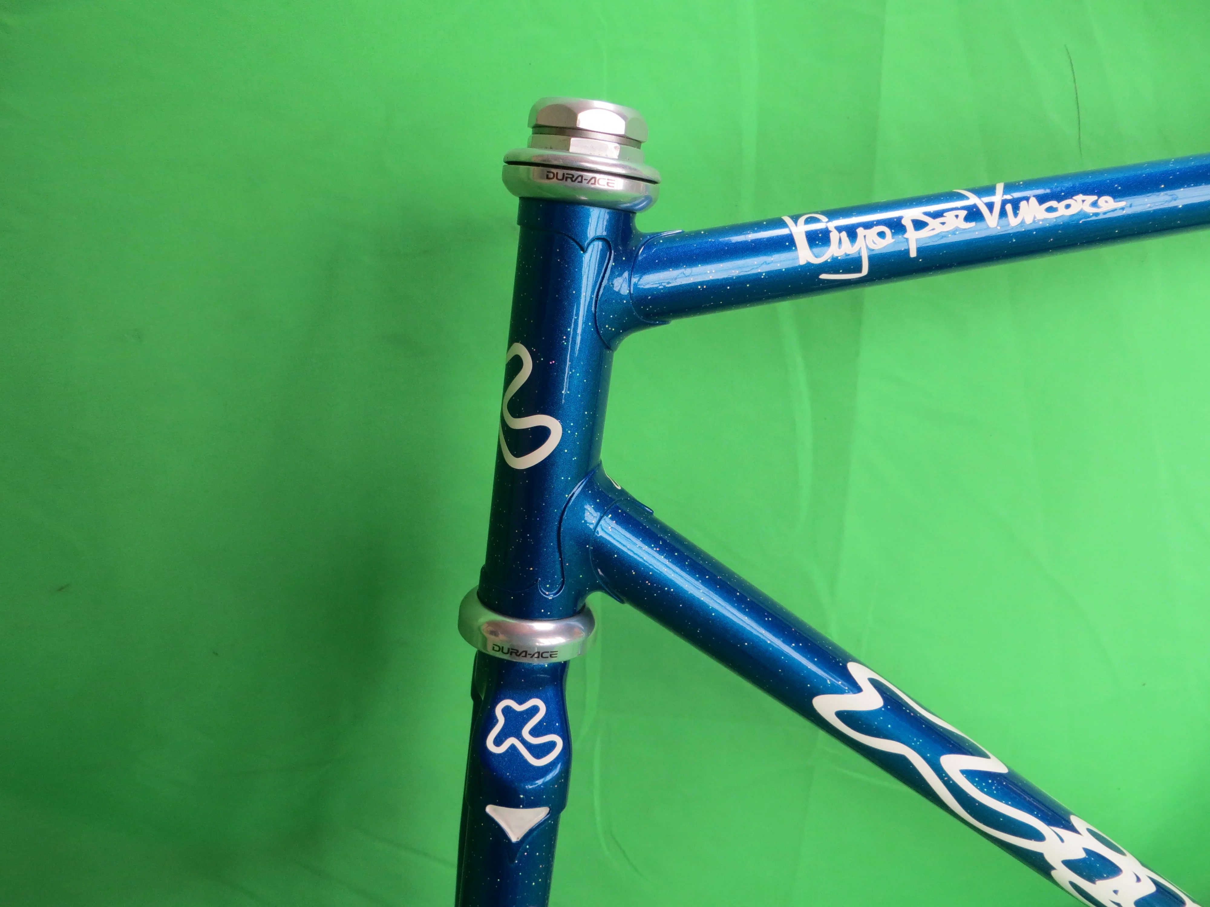Kiyo Miyazawa // Deep Blue Metallic with Rainbow Flake // 53cm - Image 2