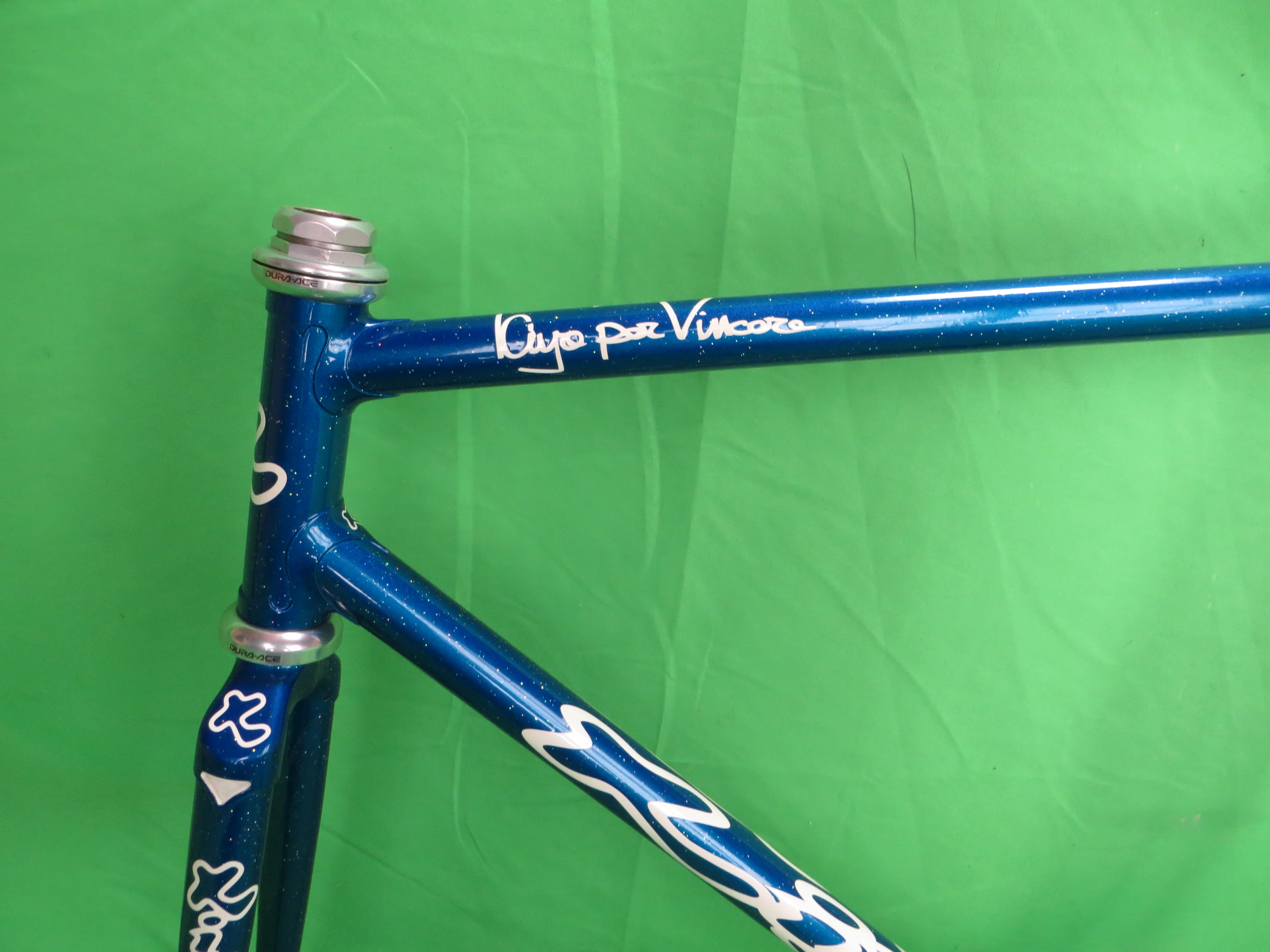 Kiyo Miyazawa // Deep Blue Metallic with Rainbow Flake // 53cm - Image 4