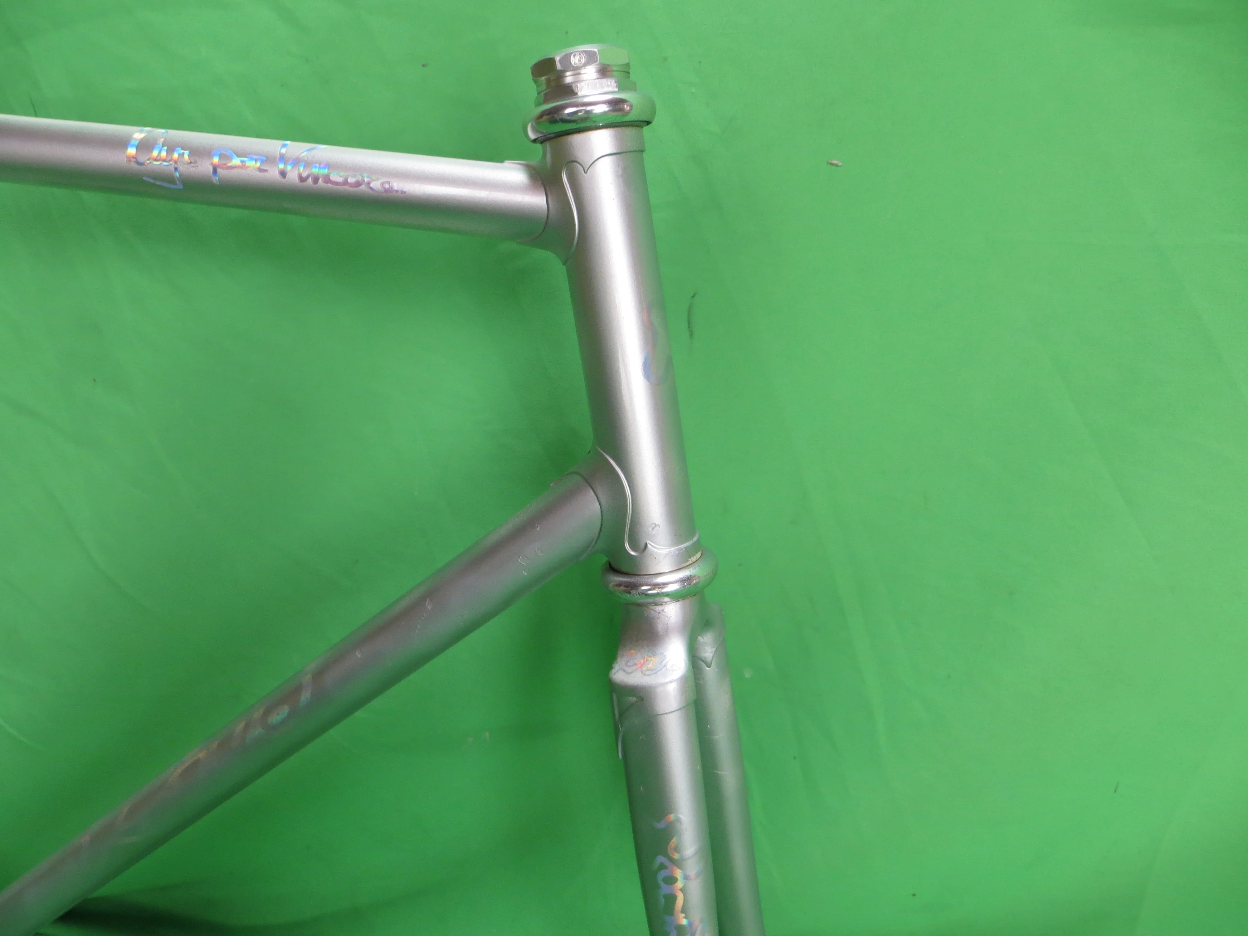 Kiyo Miyazawa //  Platinum Silver White Fade // 56cm - Image 10