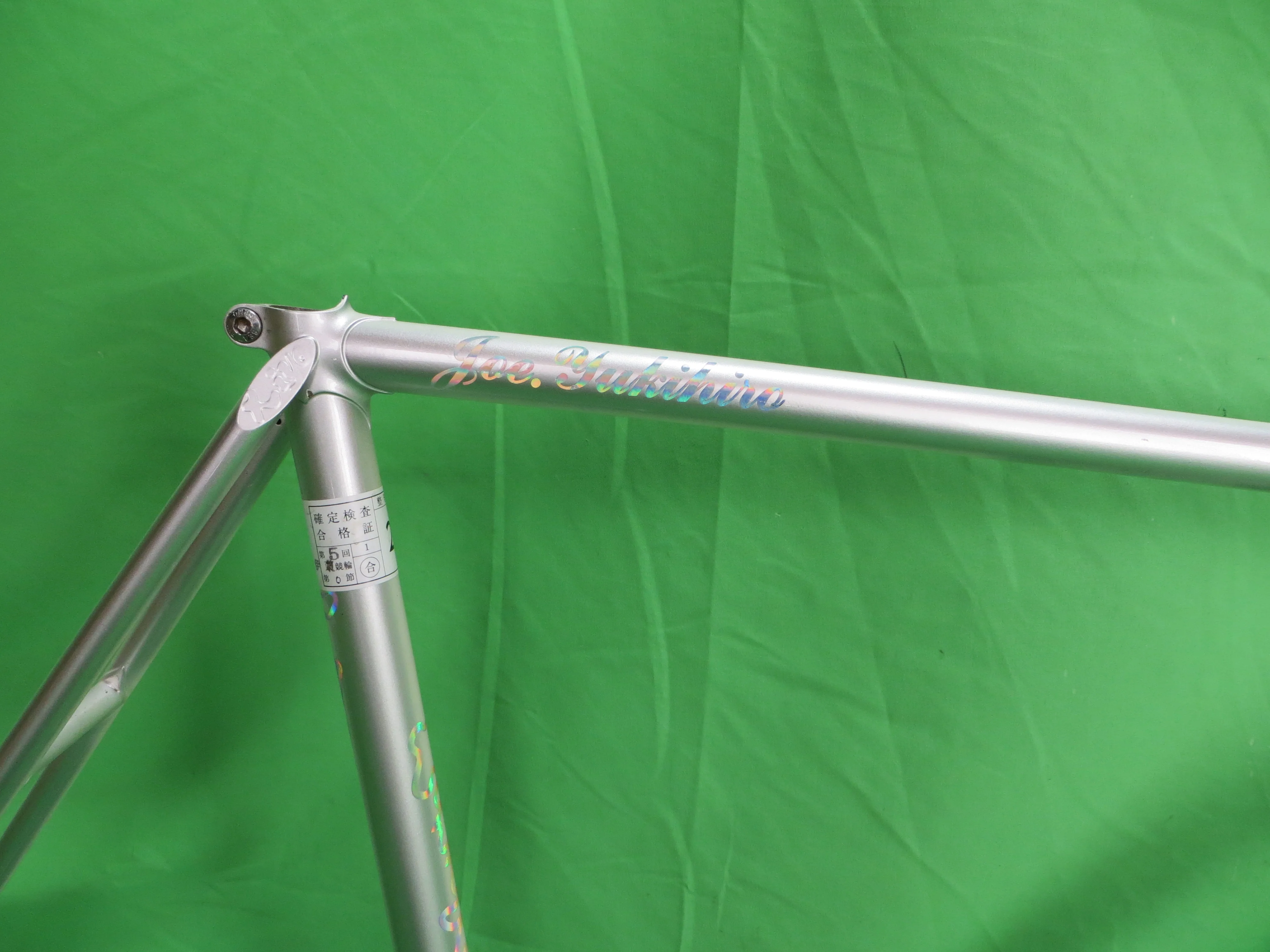 Kiyo Miyazawa //  Platinum Silver White Fade // 56cm - Image 13