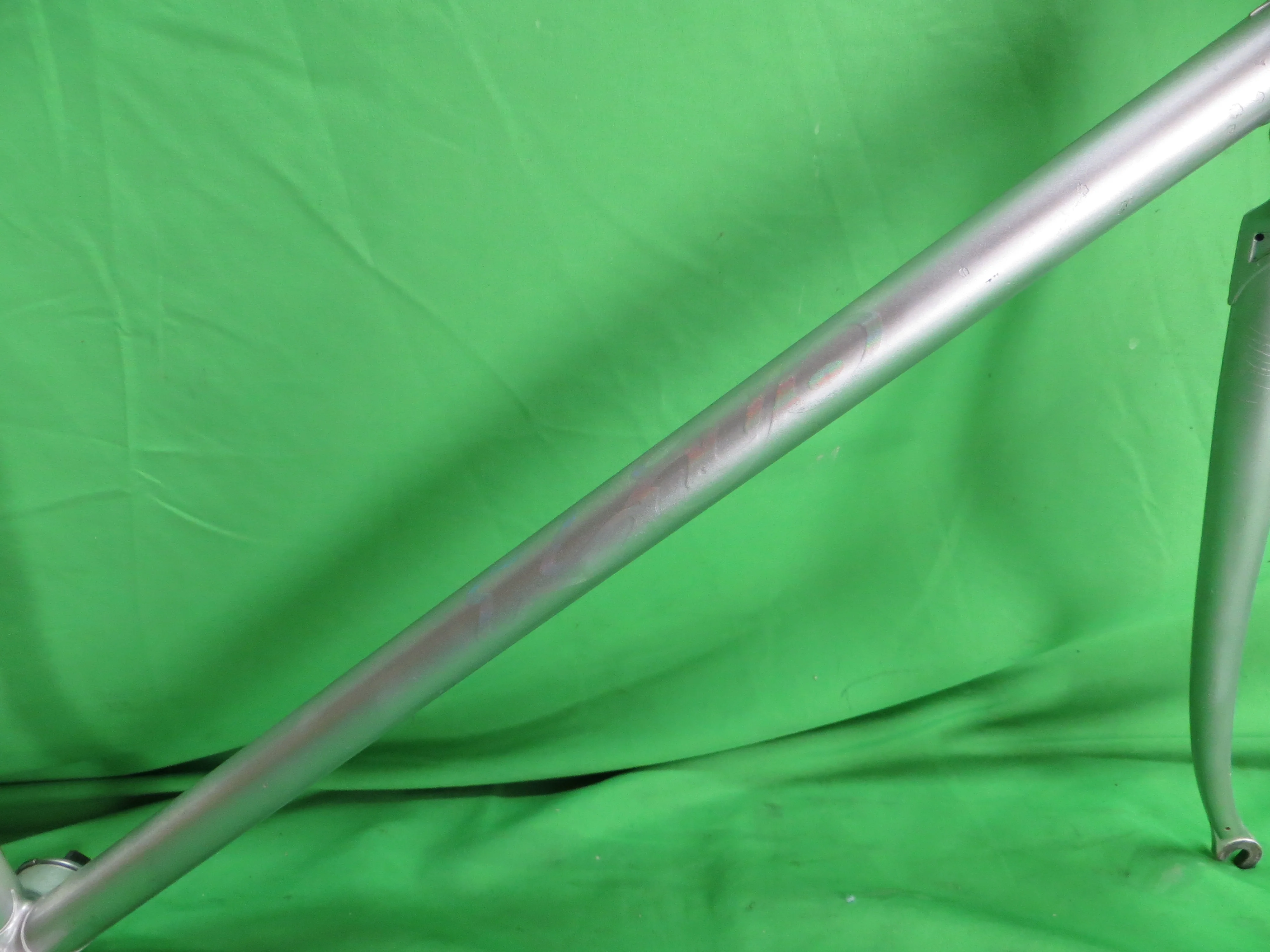 Kiyo Miyazawa //  Platinum Silver White Fade // 56cm - Image 14