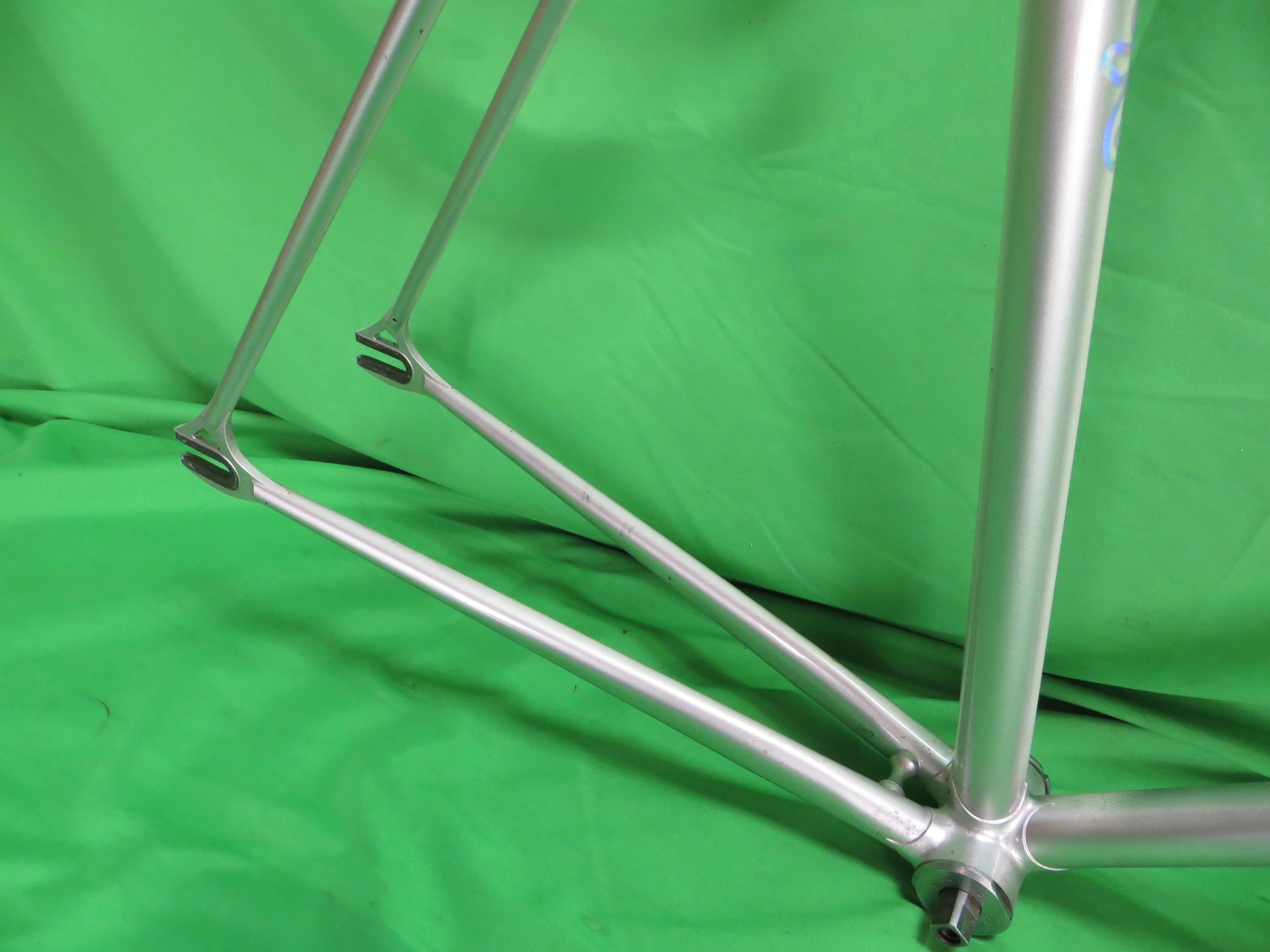 Kiyo Miyazawa //  Platinum Silver White Fade // 56cm - Image 15