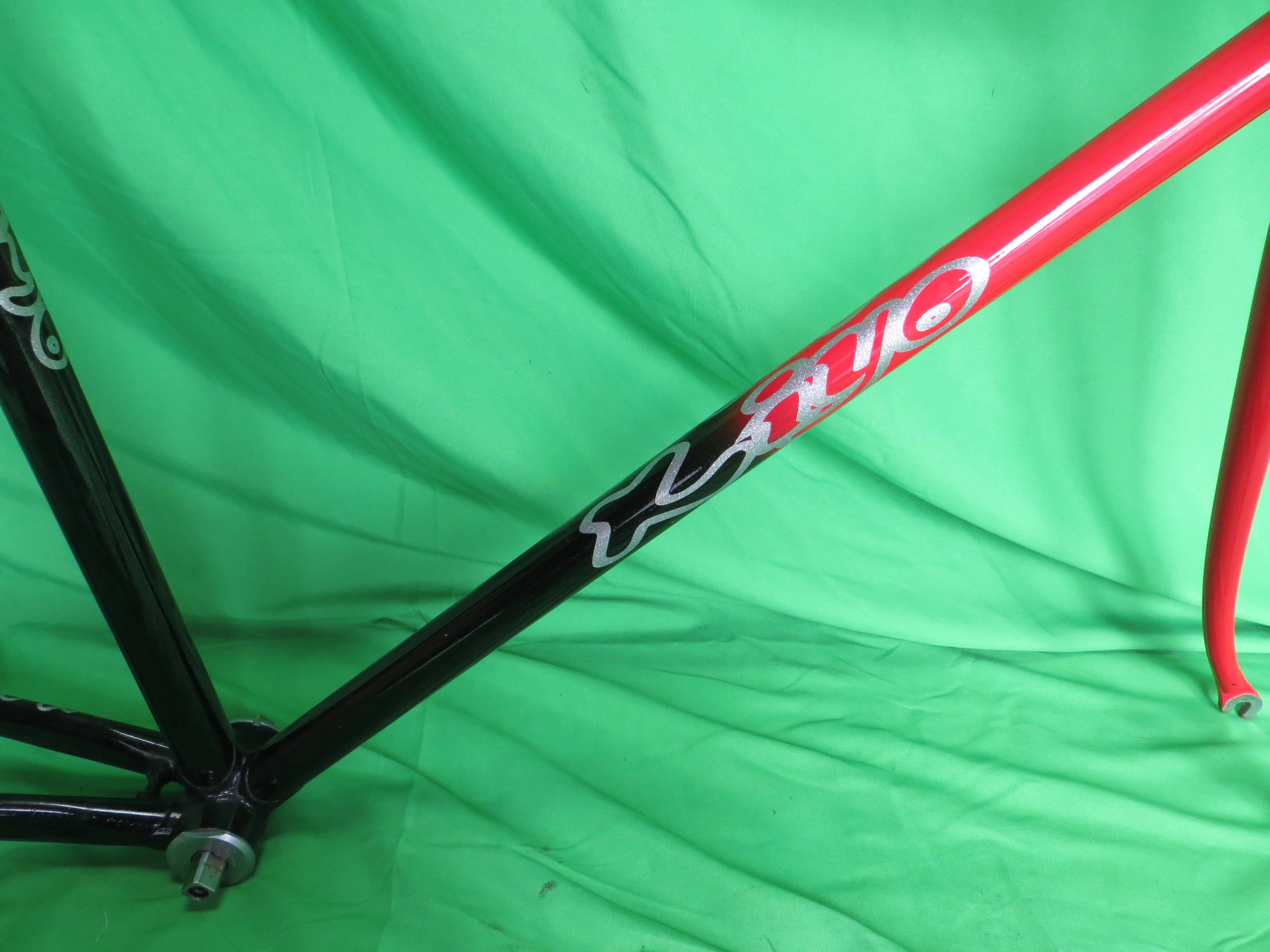 Kiyo Miyazawa // Red / Black Fade // 52.5cm - Image 13