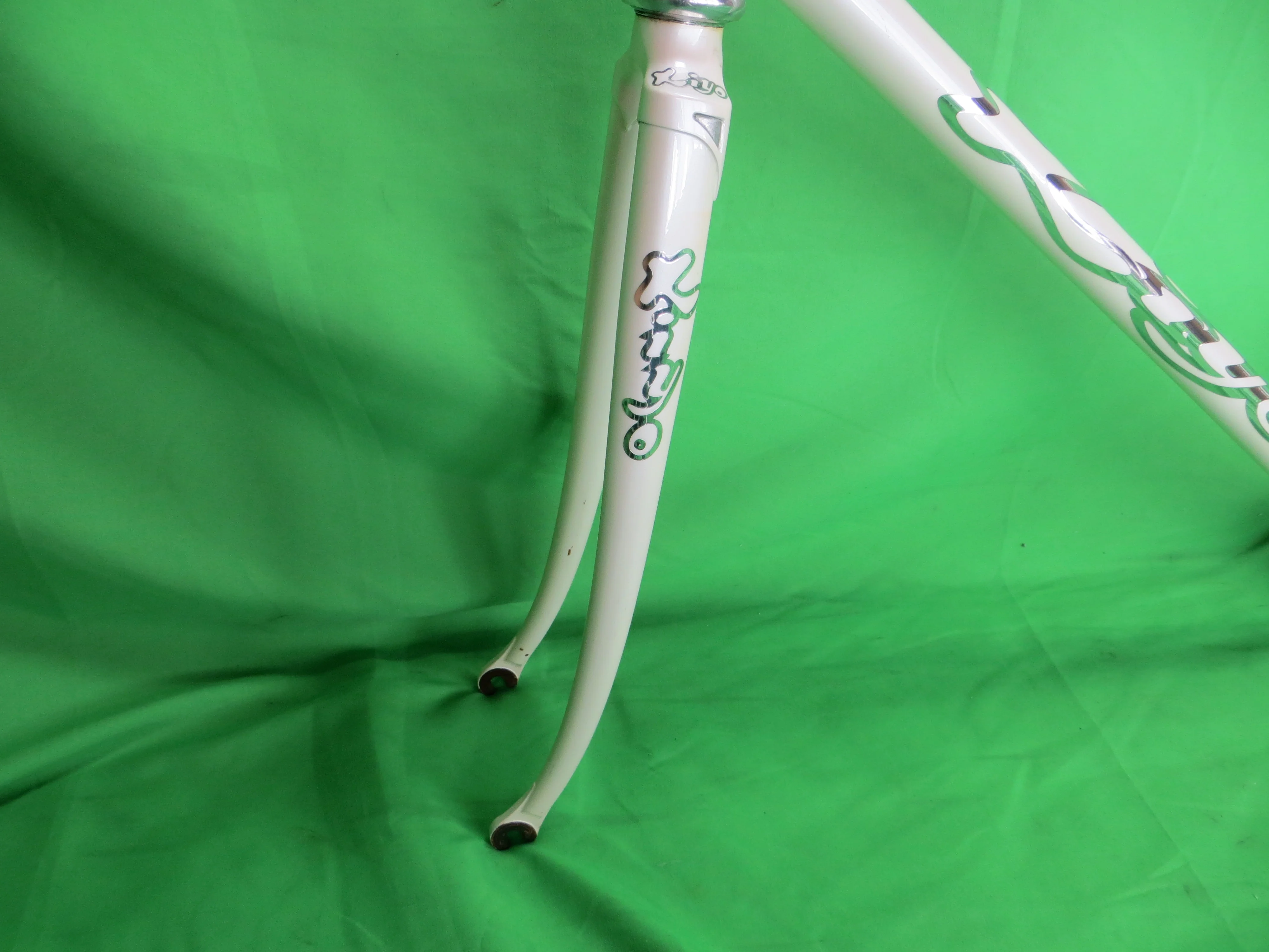 Kiyo Miyazawa // White // 55.5cm - Image 3