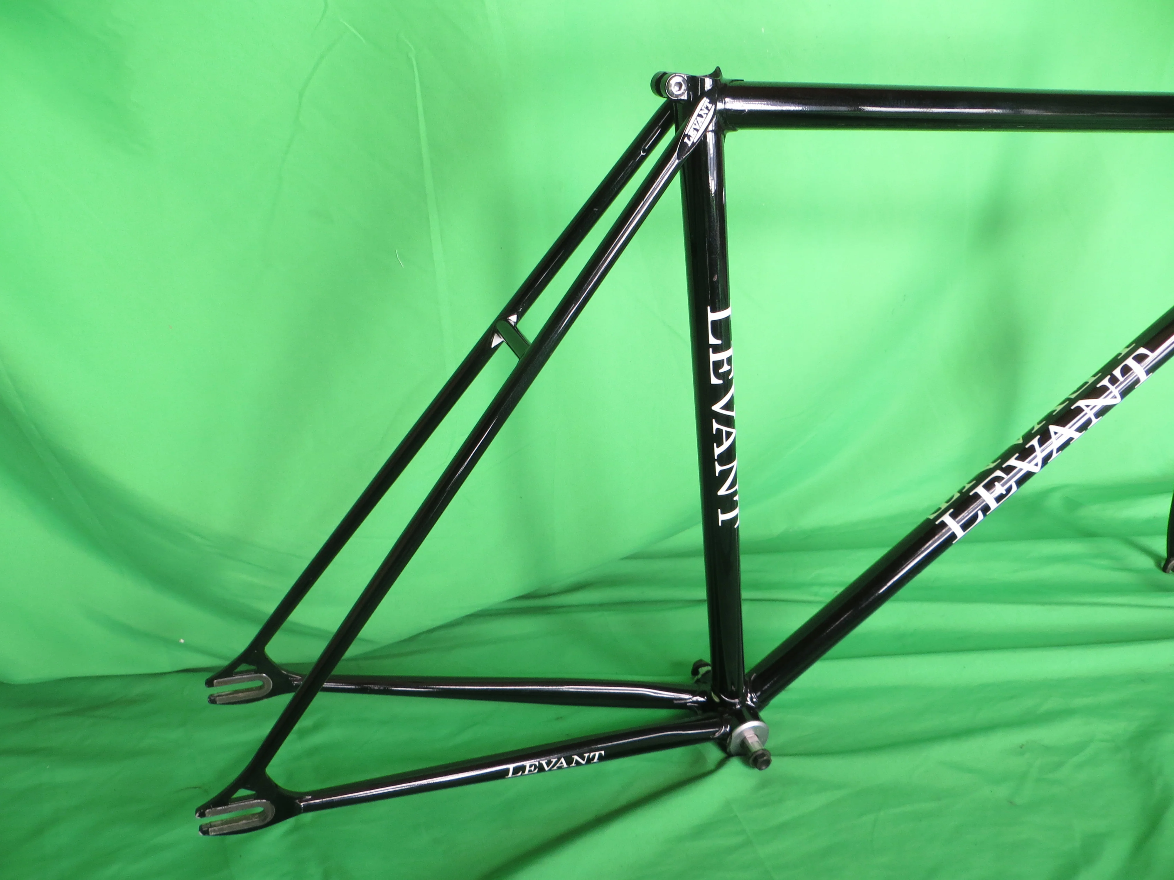 LEVANT Columbus Max Fork // Black // 53.5cm - Image 15