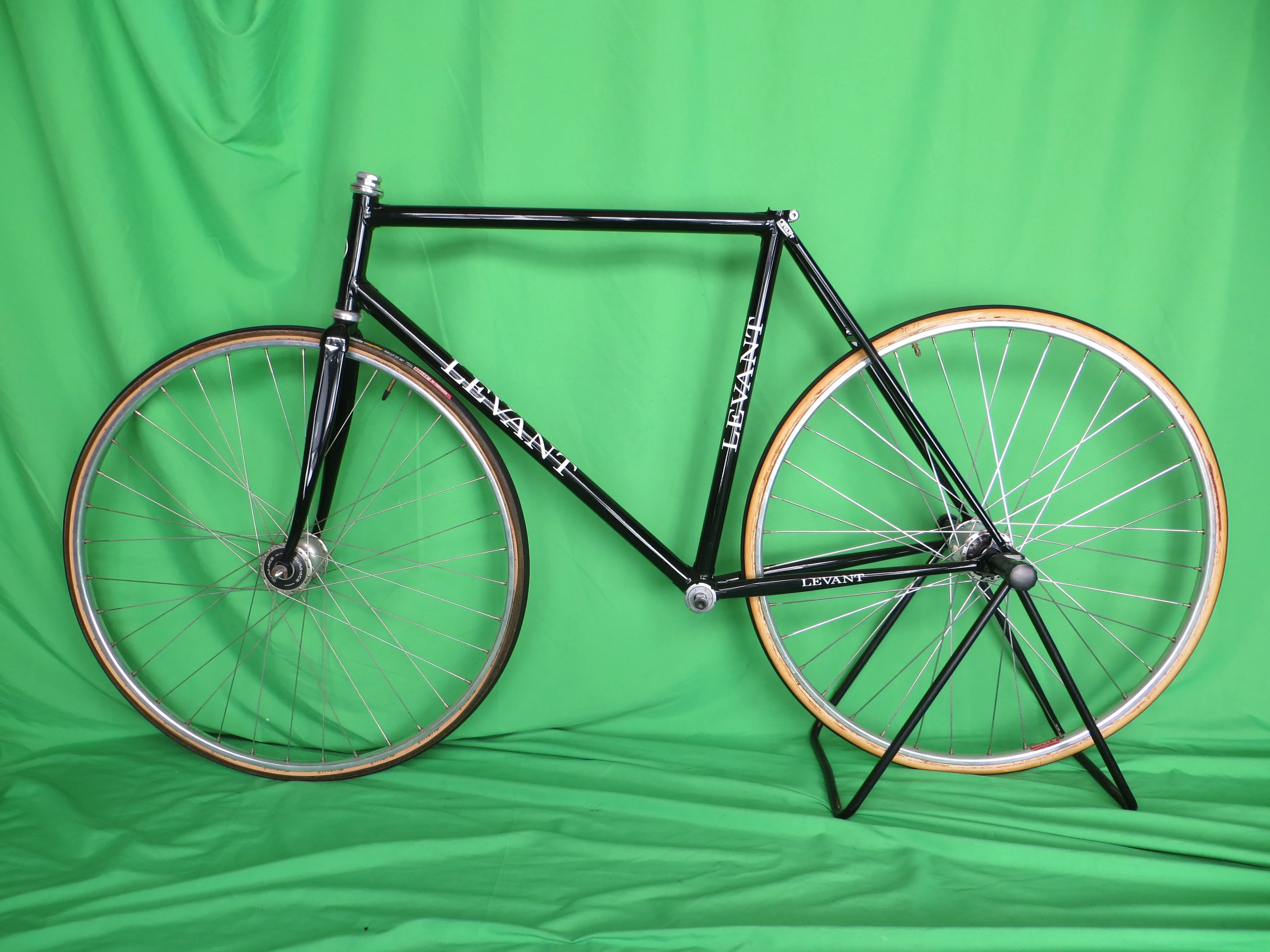 LEVANT Columbus Max Fork // Black // 53.5cm - Image 16