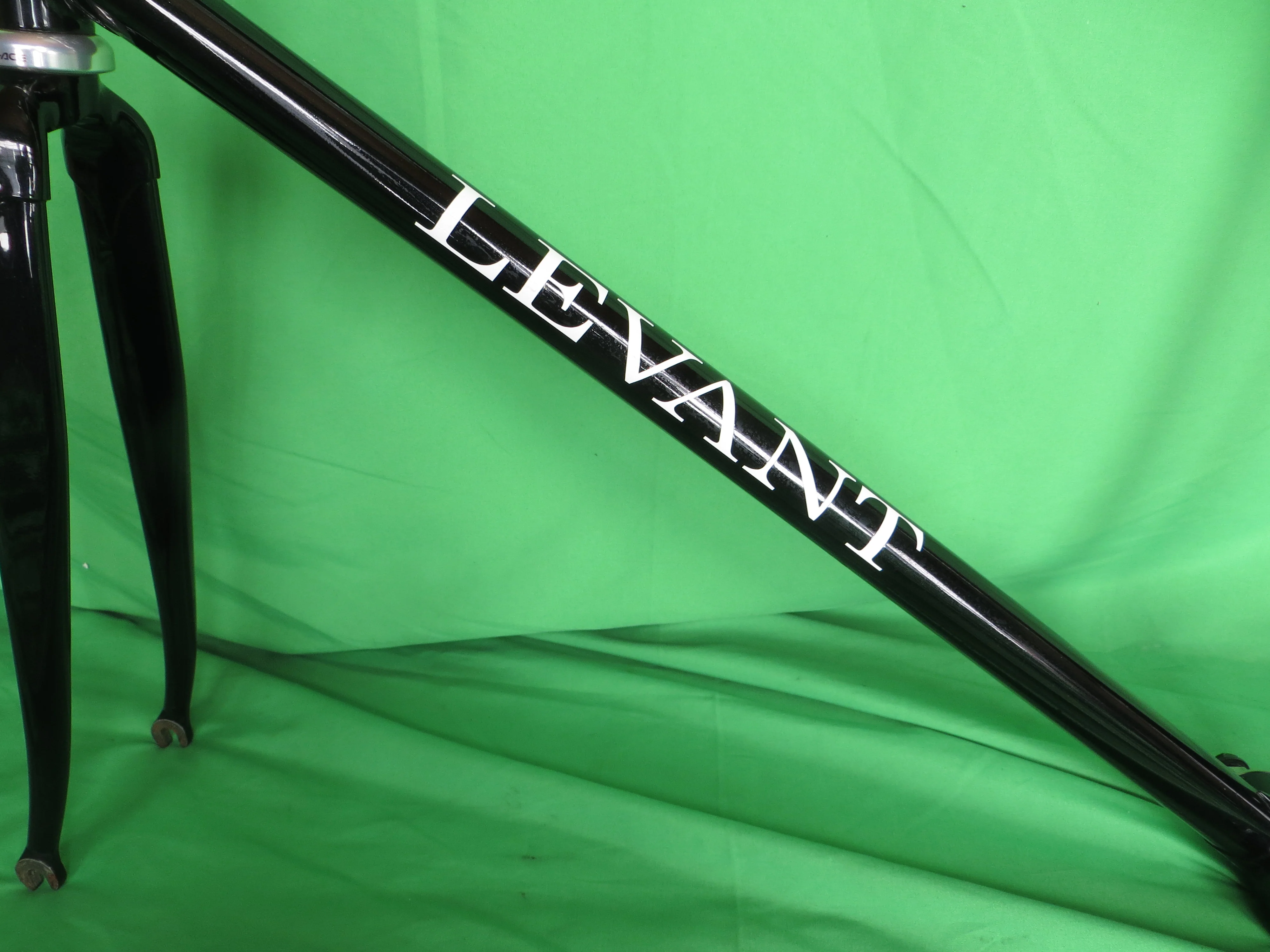 LEVANT Columbus Max Fork // Black // 53.5cm - Image 6