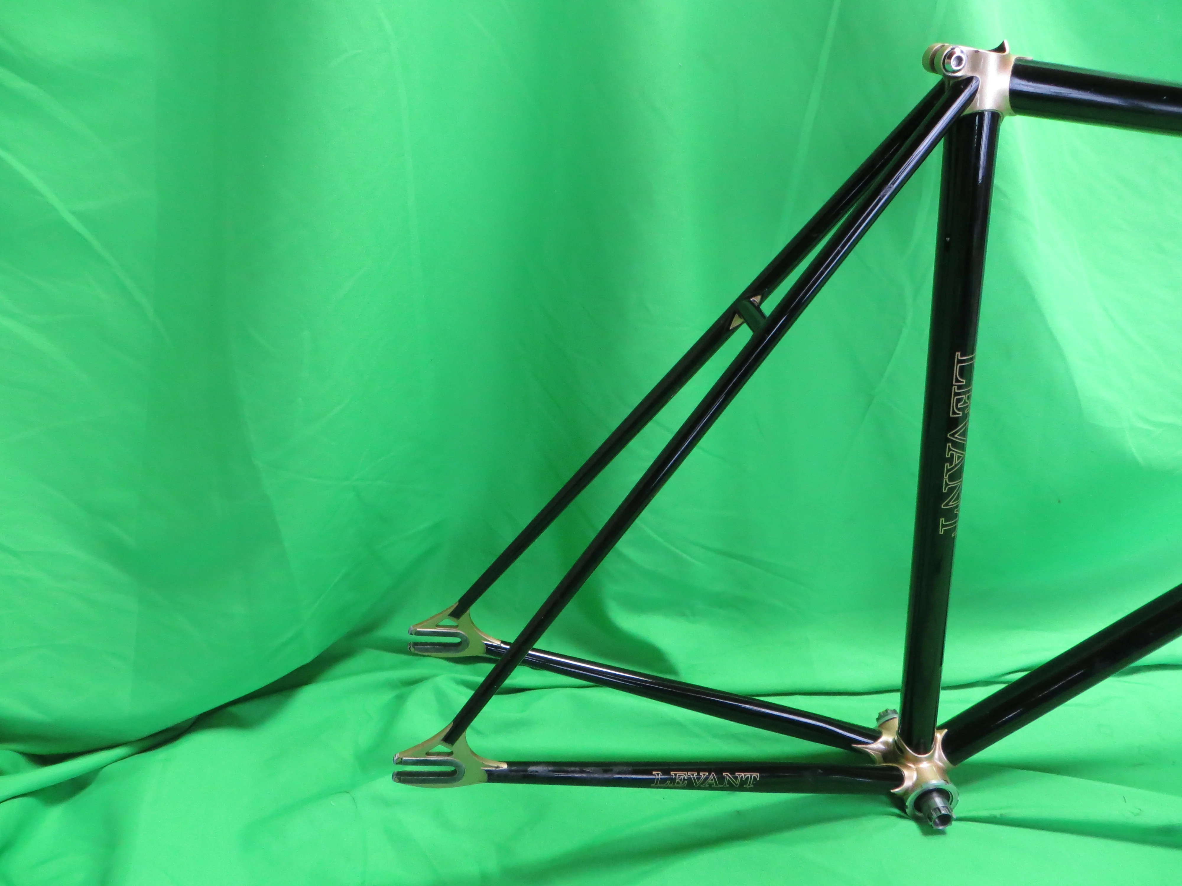 LEVANT Columbus Max Fork // Black / Gold  // 55cm - Image 15