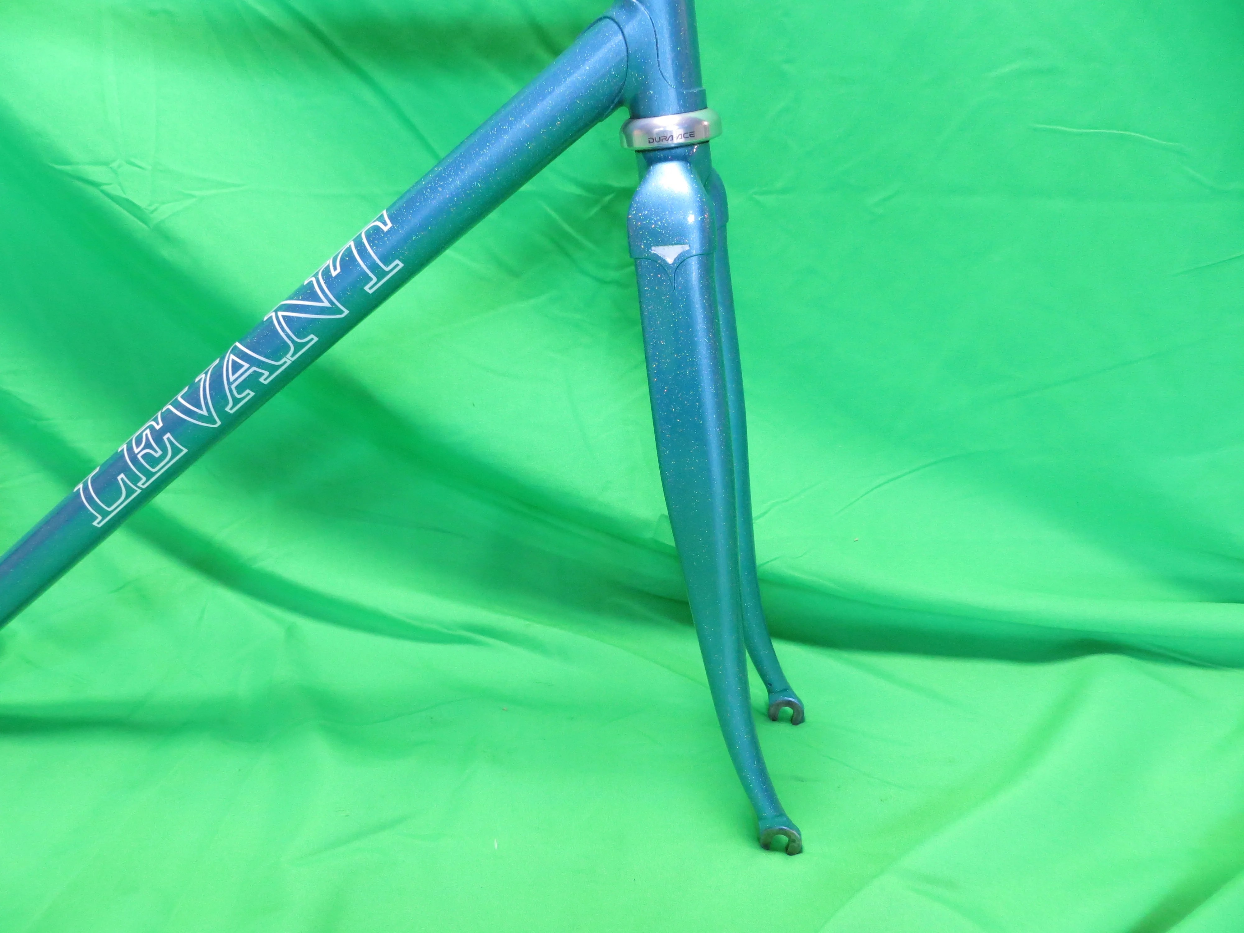LEVANT Columbus Max Fork // Light Blue with Rainbow Flake // 52cm - Image 10