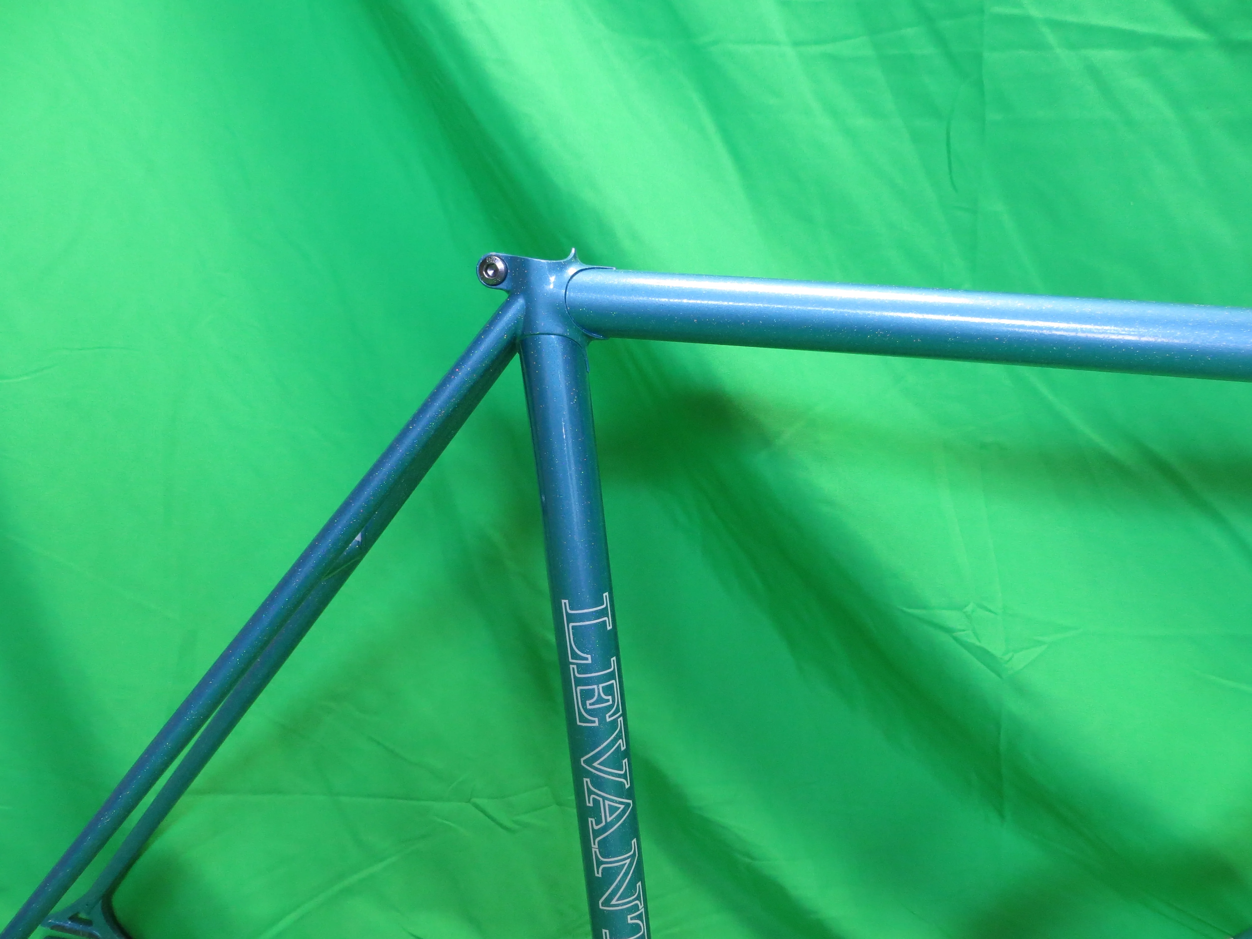 LEVANT Columbus Max Fork // Light Blue with Rainbow Flake // 52cm - Image 12