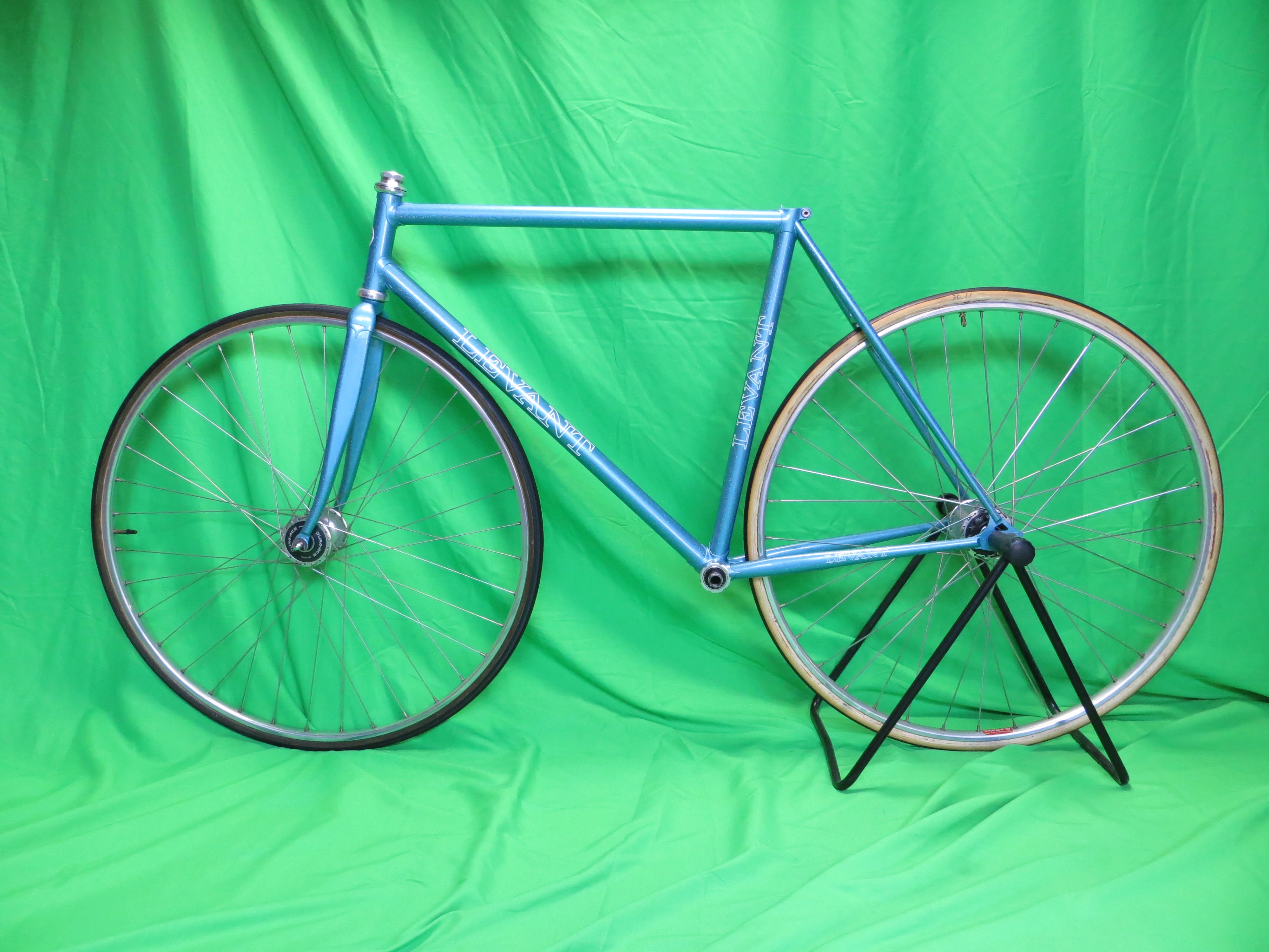 LEVANT Columbus Max Fork // Light Blue with Rainbow Flake // 52cm - Image 16