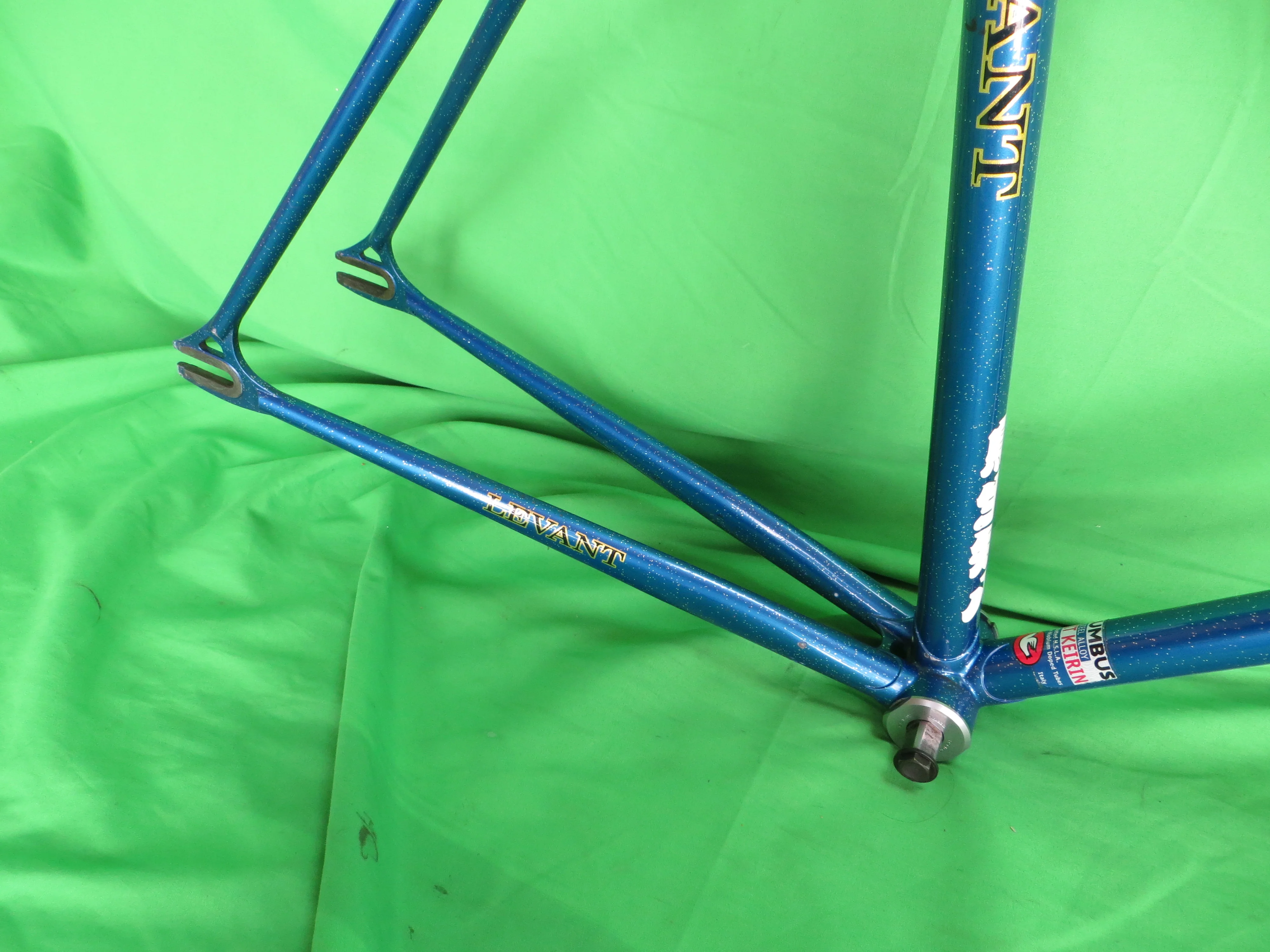 LEVANT Columbus Spirit Keirin // Dark Blue with Silver Flake // 54.5cm - Image 15