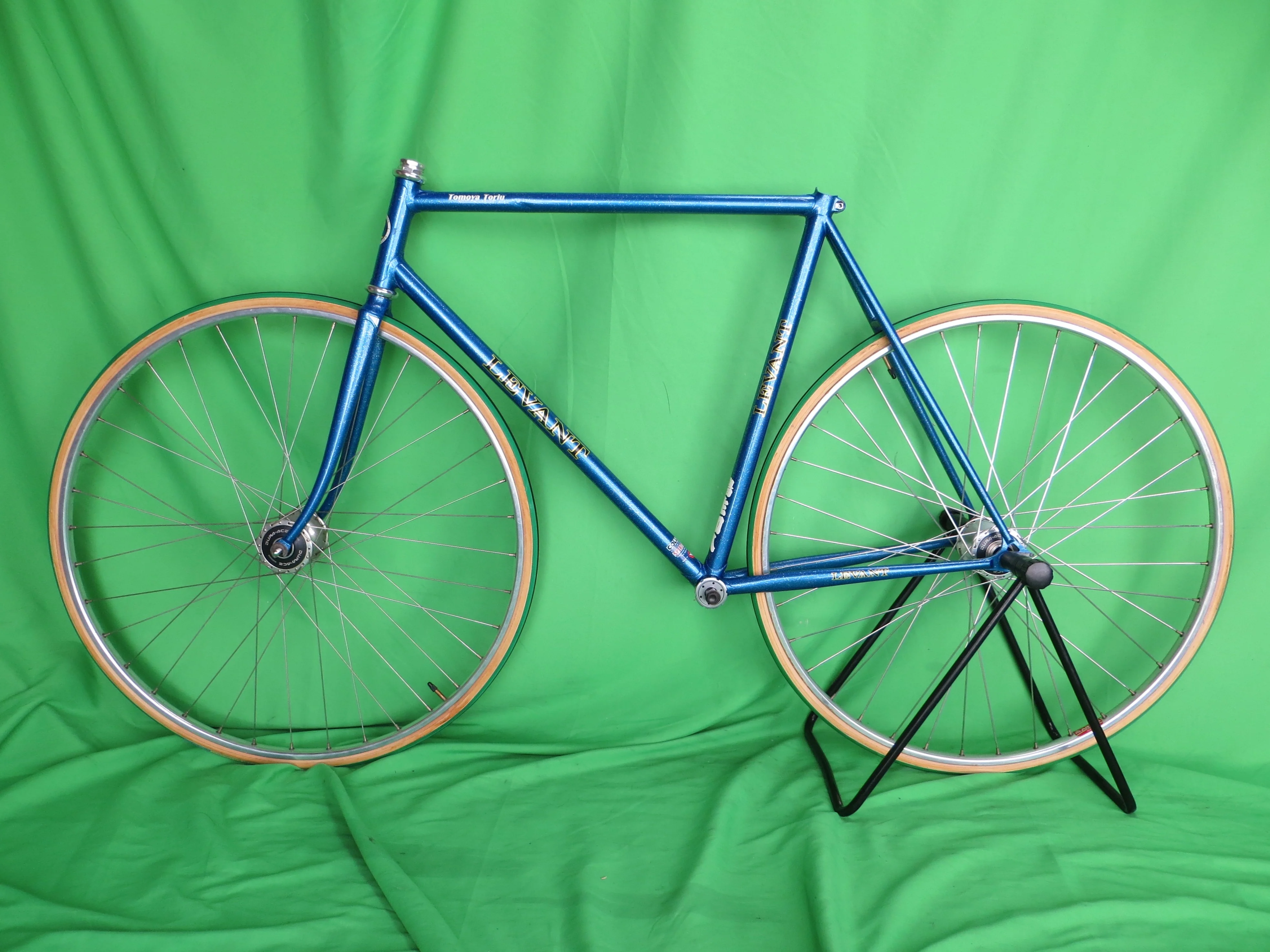 LEVANT Columbus Spirit Keirin // Dark Blue with Silver Flake // 54.5cm - Image 17