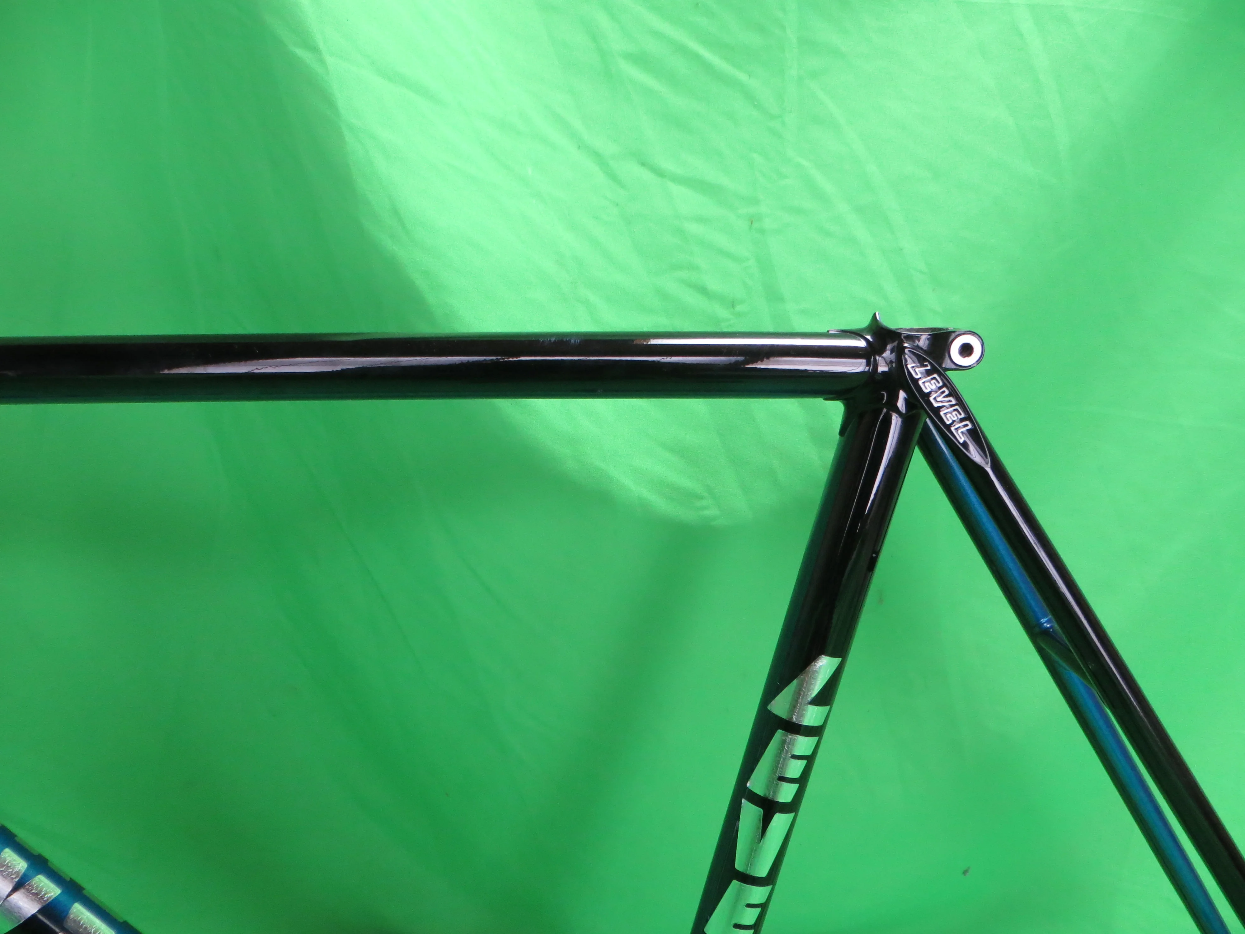 Level // Black / Blue Fade // 50.5cm - Image 5