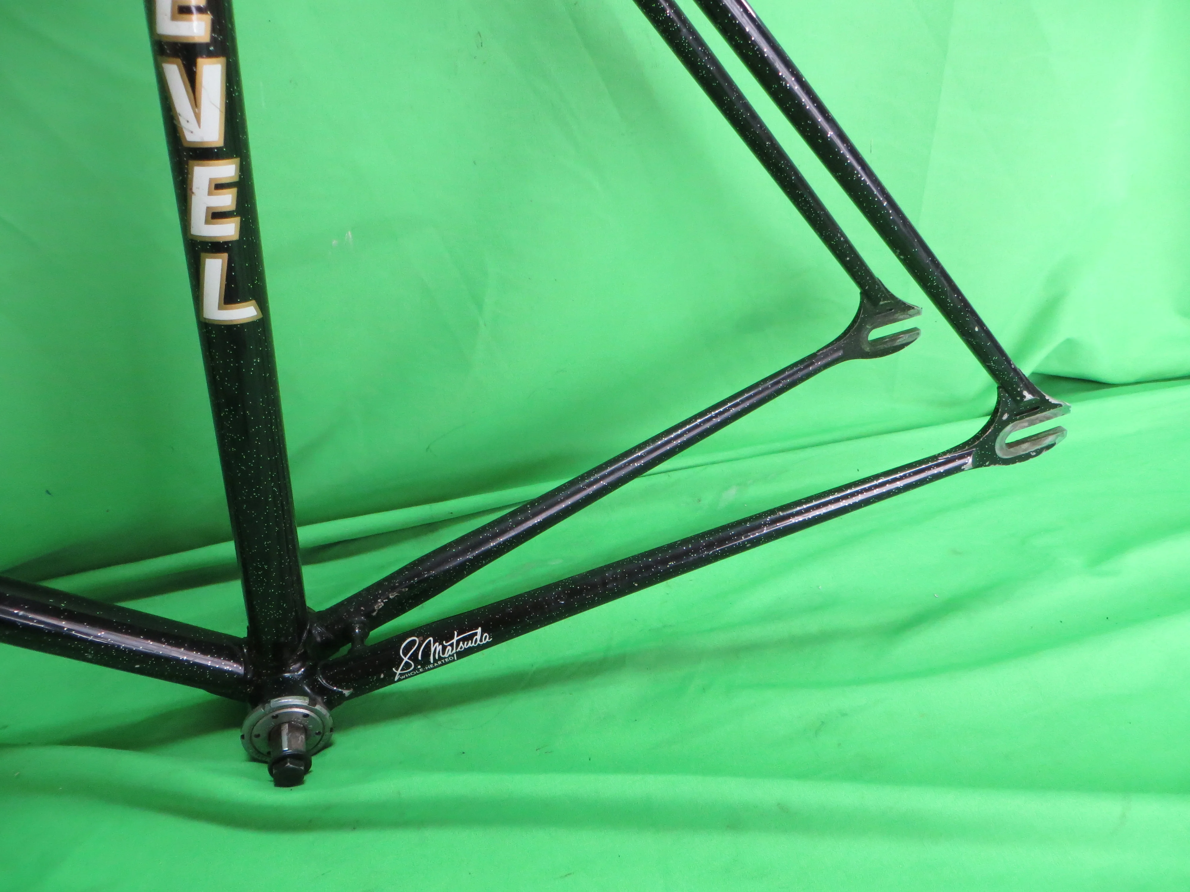 Level // Black with Silver Flake // 51.5cm - Image 8