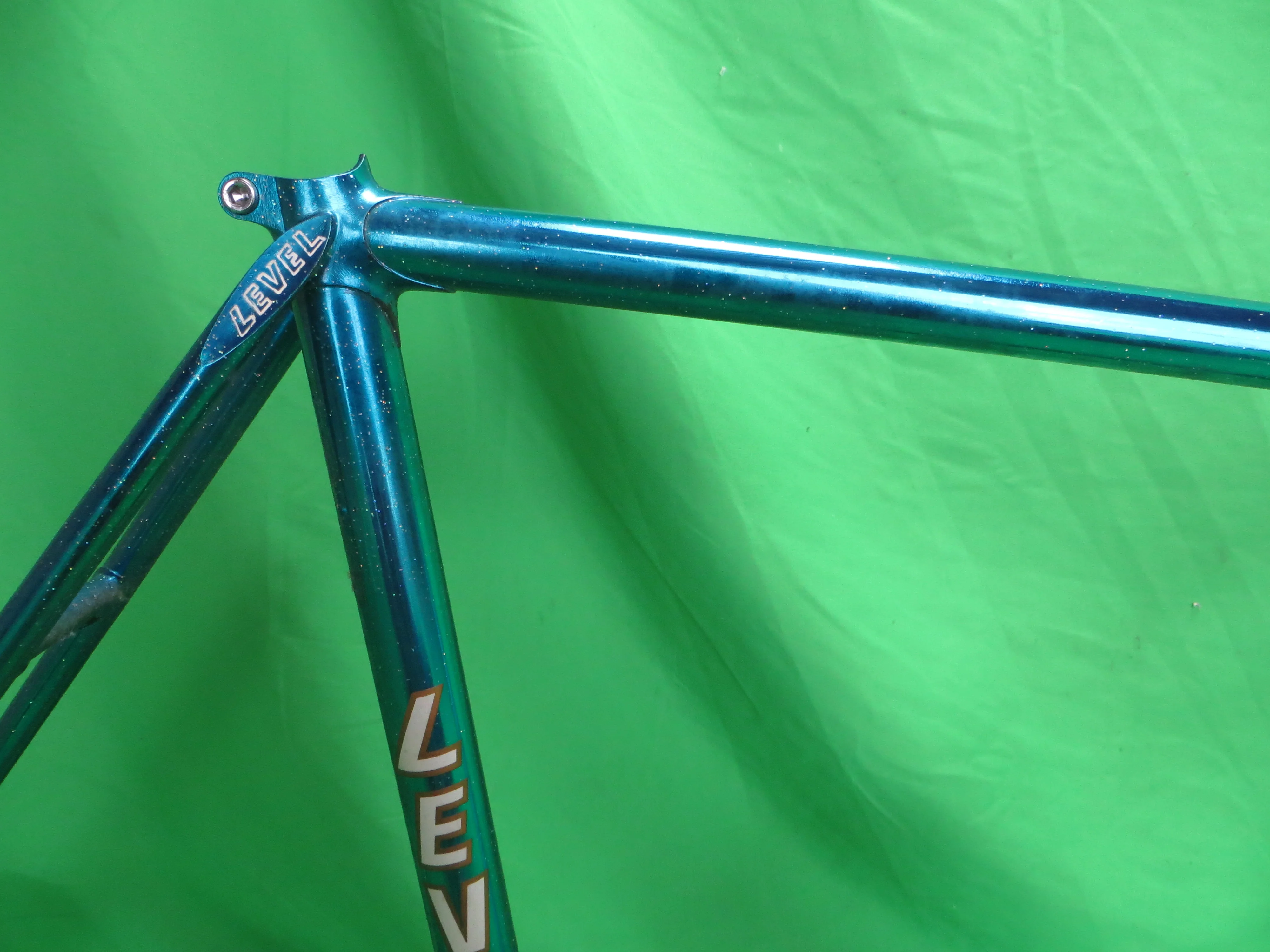 LEVEL // Candy Blue Metallic with Rainbow Flake // 52.5cm - Image 12