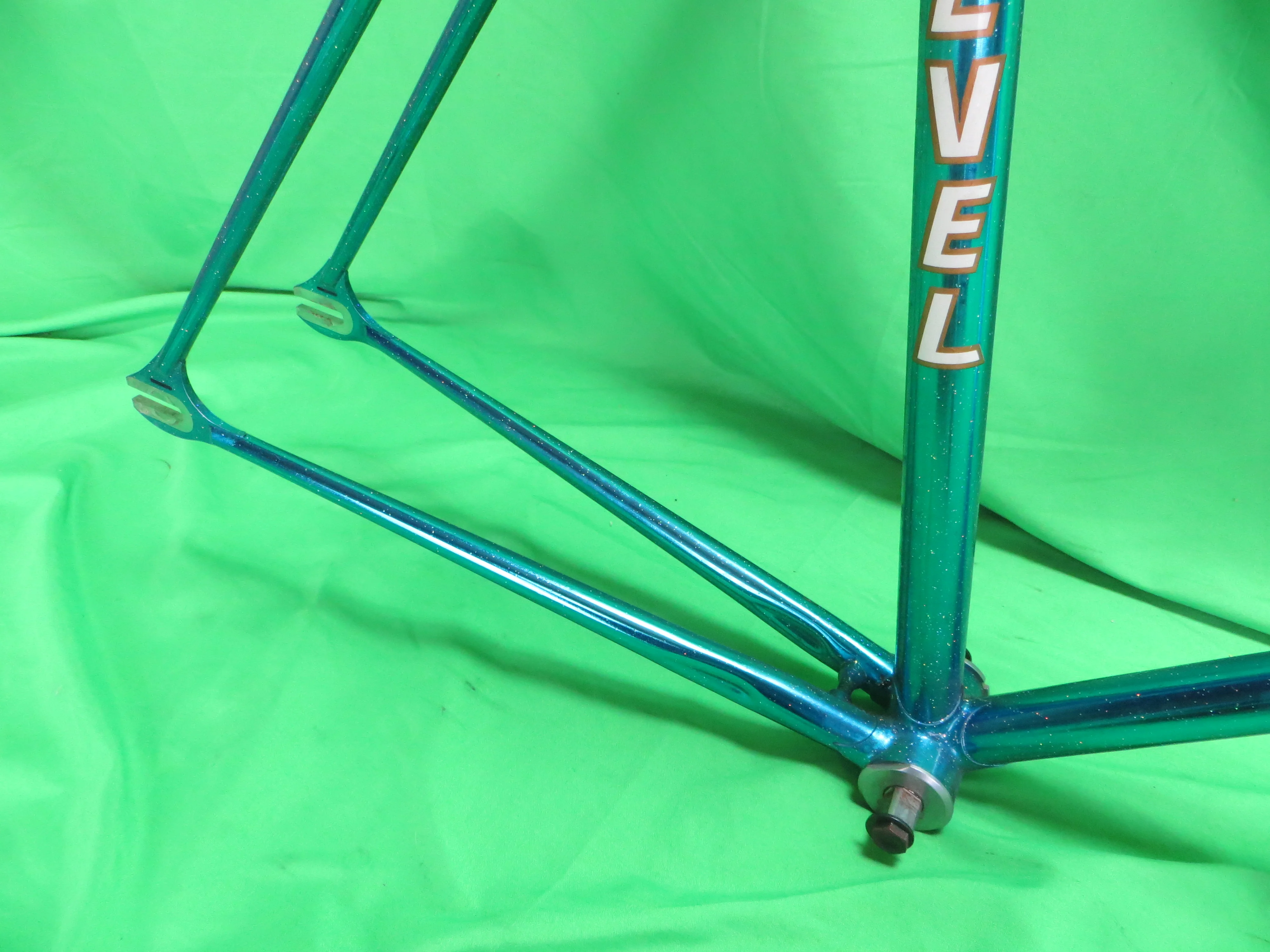 LEVEL // Candy Blue Metallic with Rainbow Flake // 52.5cm - Image 14