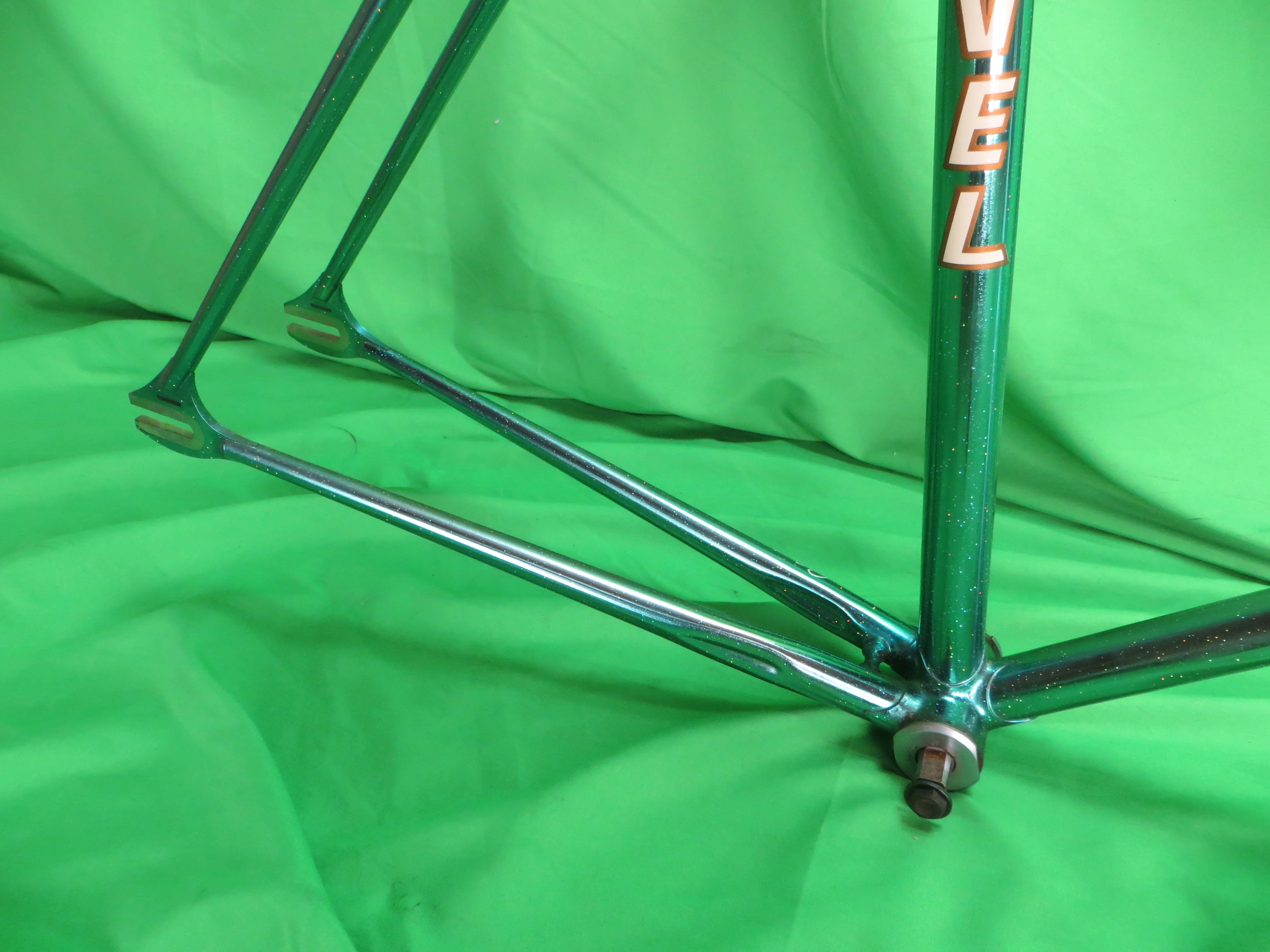 LEVEL // Candy Light Blue Metallic with Rainbow Flake // 52.5cm - Image 14