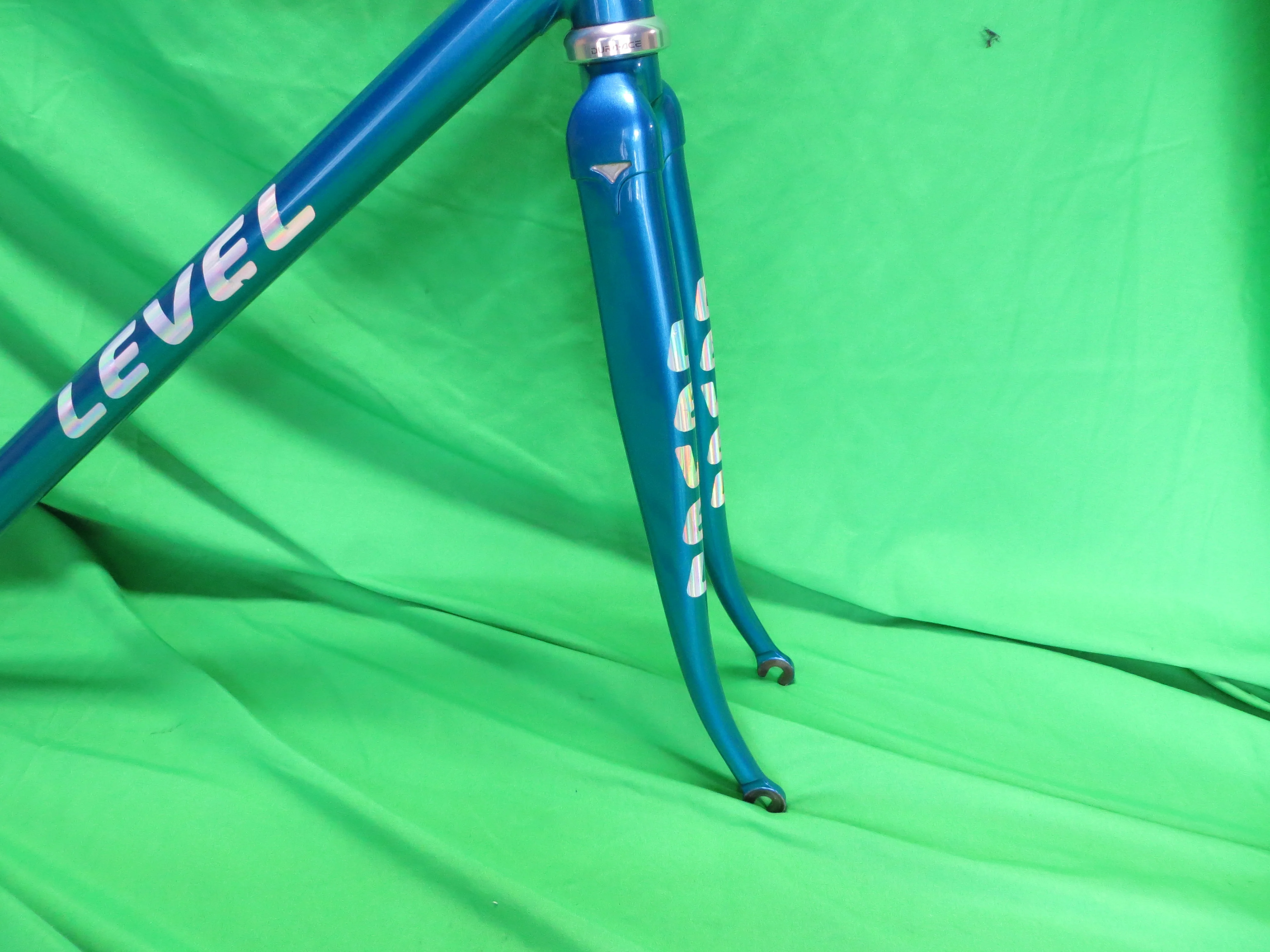 Level Columbus Max Fork // Blue Metallic // 50.5cm - Image 10