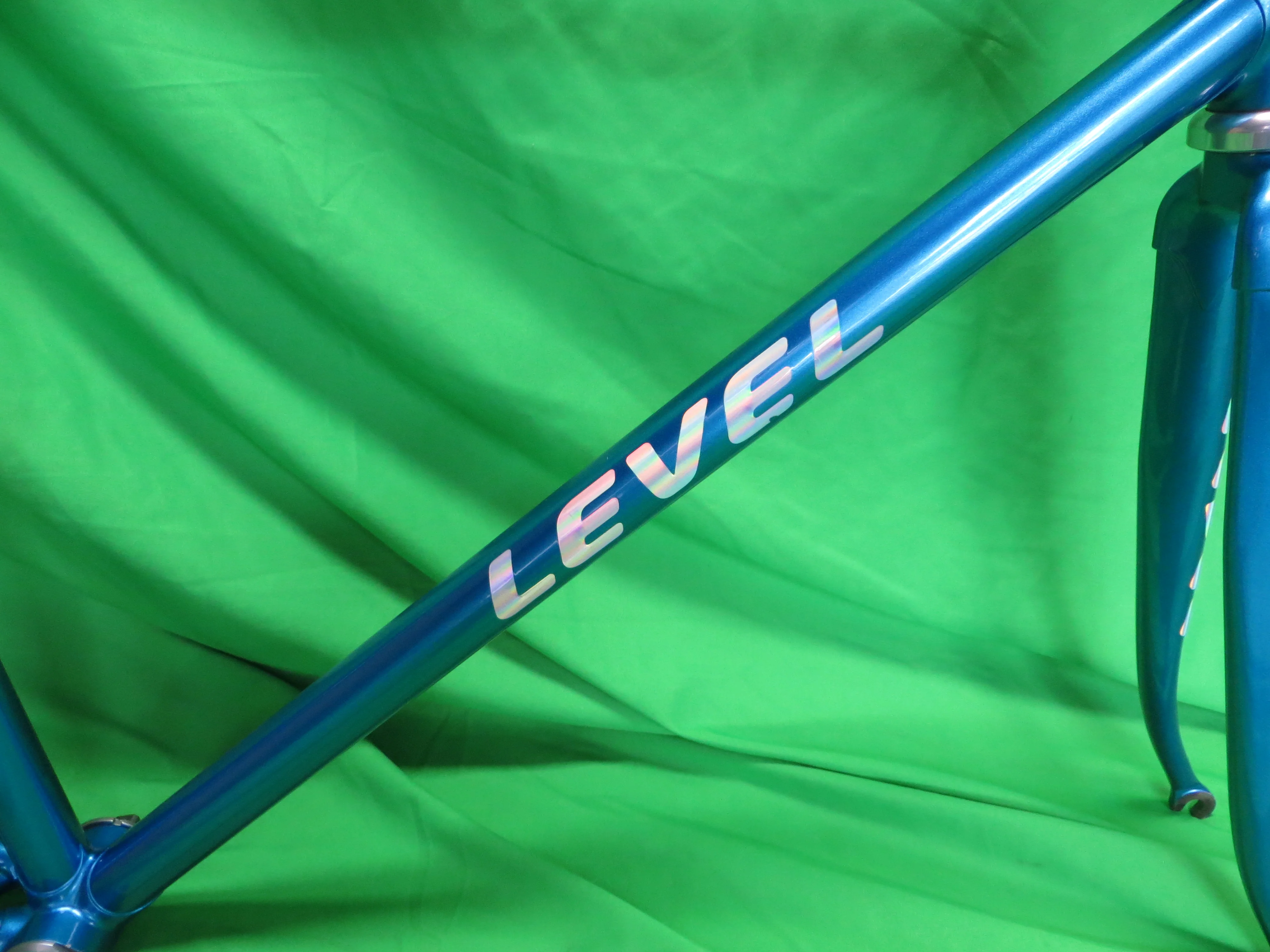 Level Columbus Max Fork // Blue Metallic // 50.5cm - Image 13
