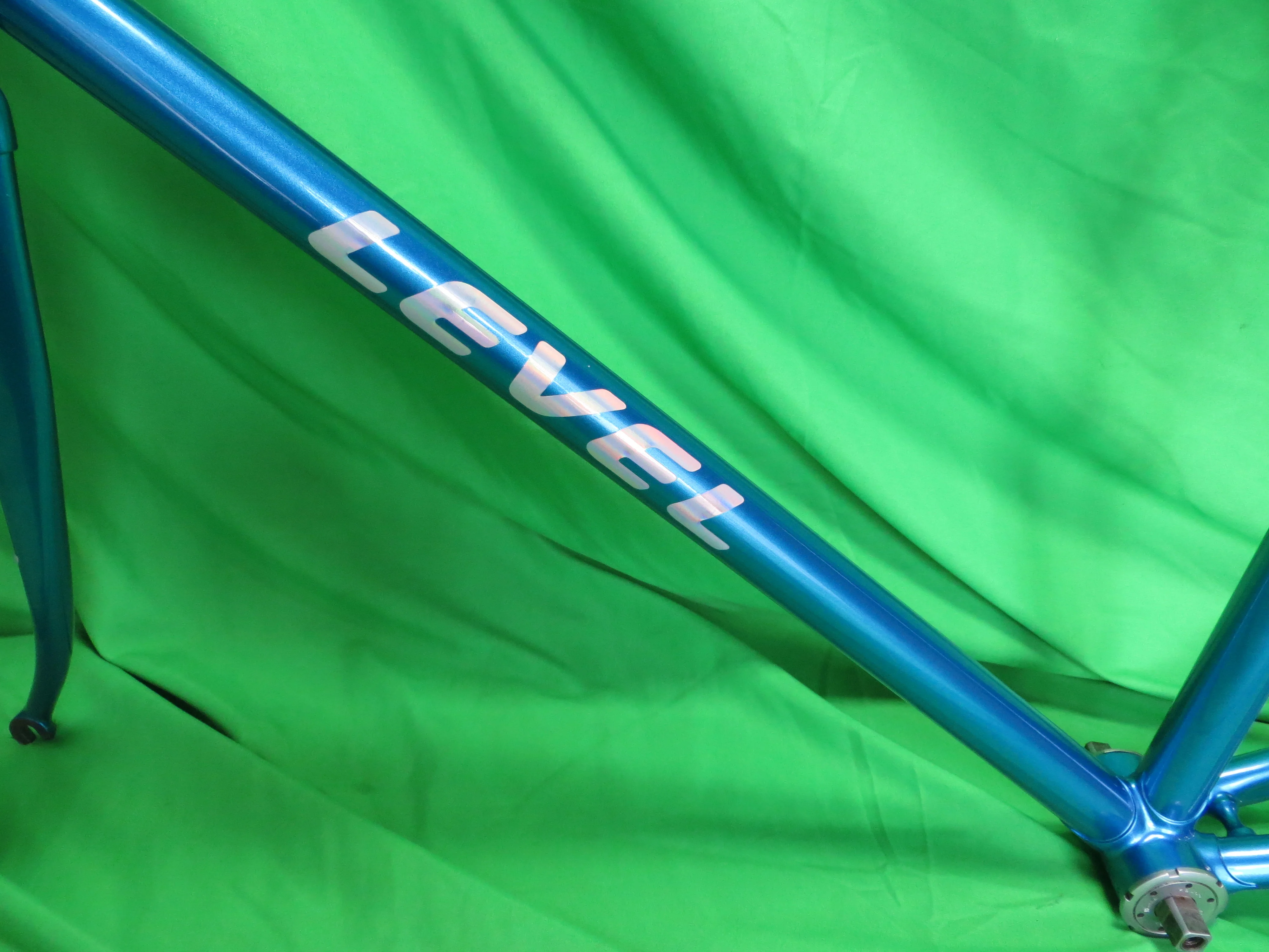 Level Columbus Max Fork // Blue Metallic // 50.5cm - Image 6