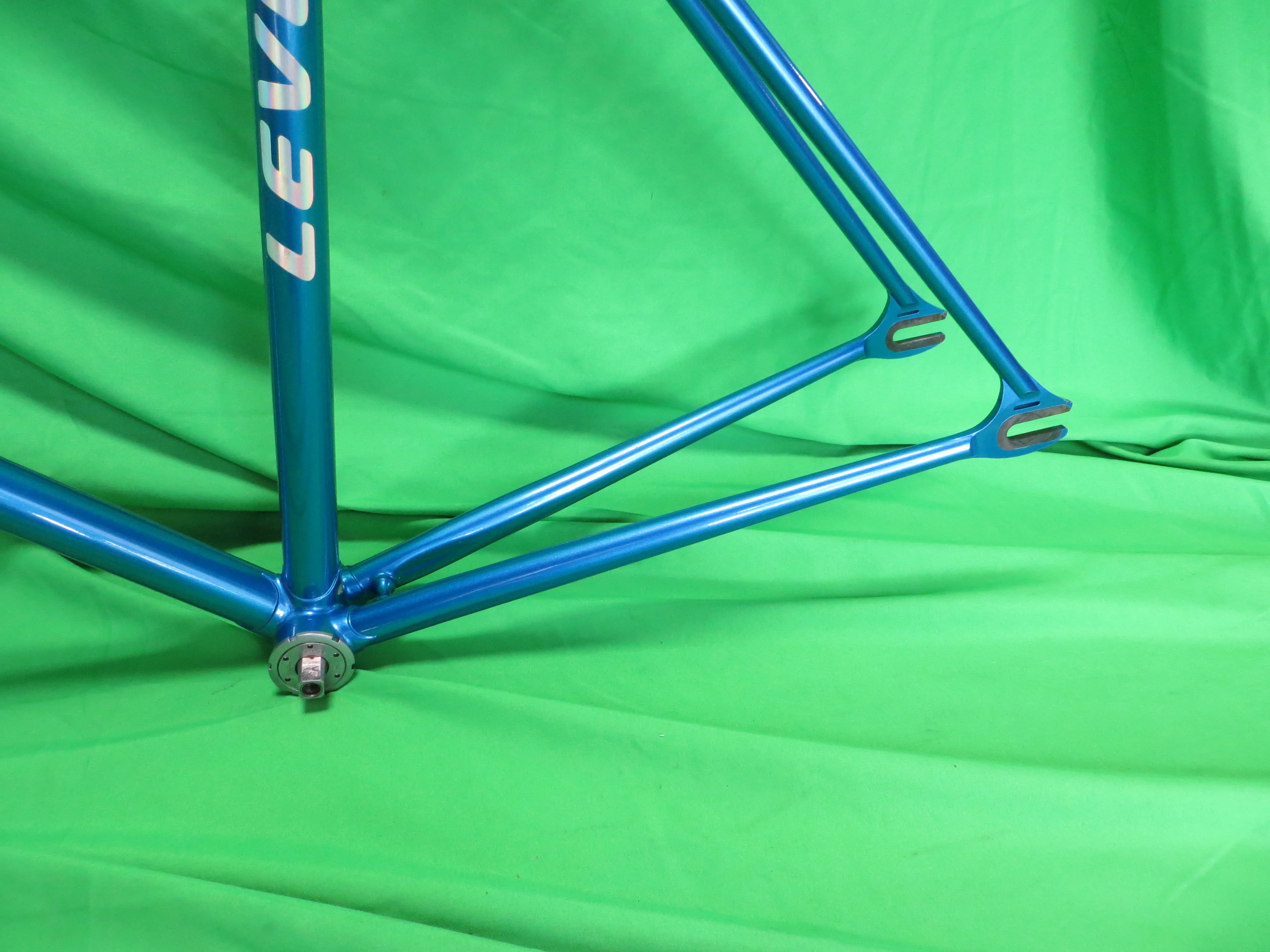 Level Columbus Max Fork // Blue Metallic // 50.5cm - Image 7