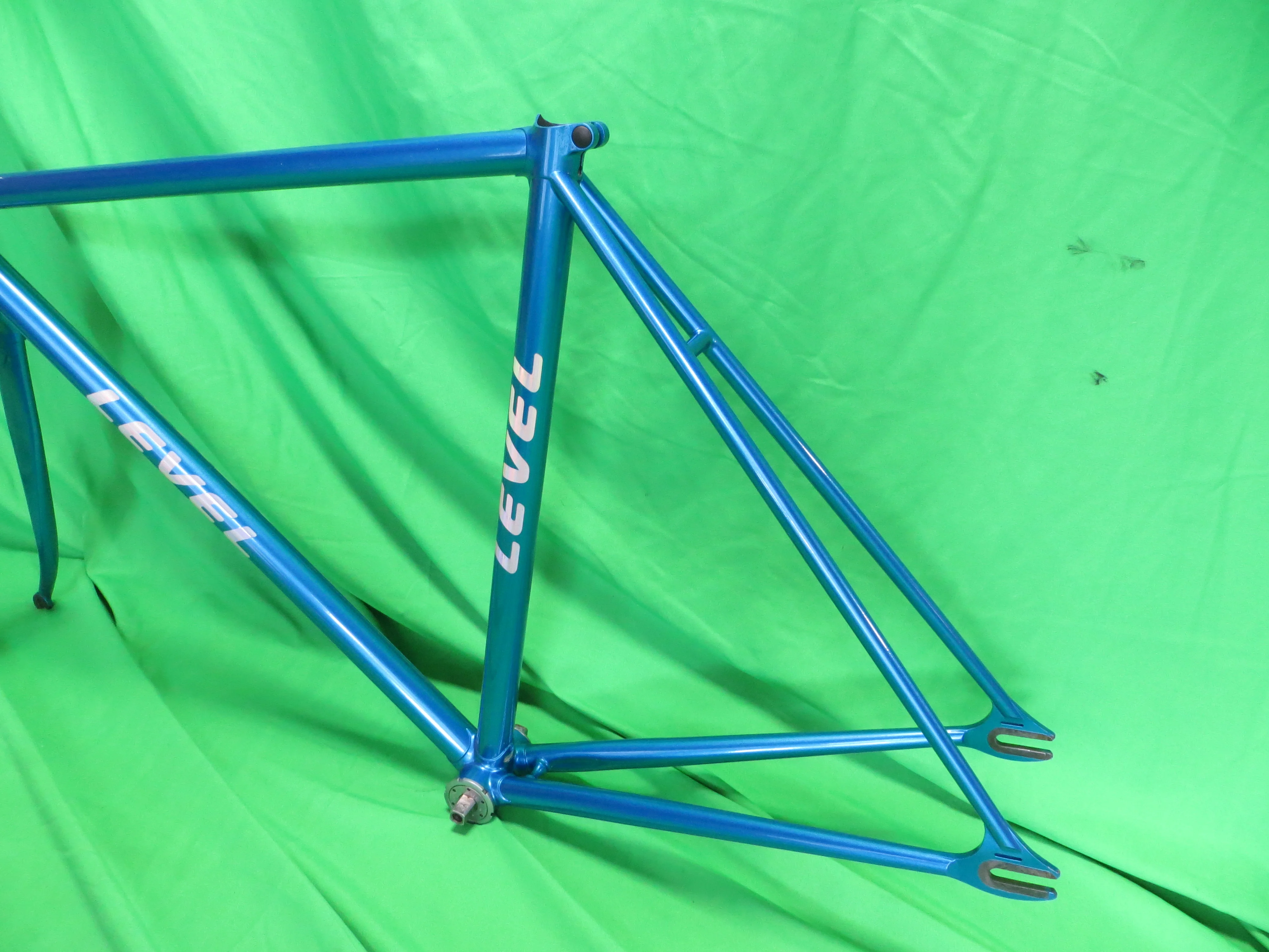 Level Columbus Max Fork // Blue Metallic // 50.5cm - Image 8
