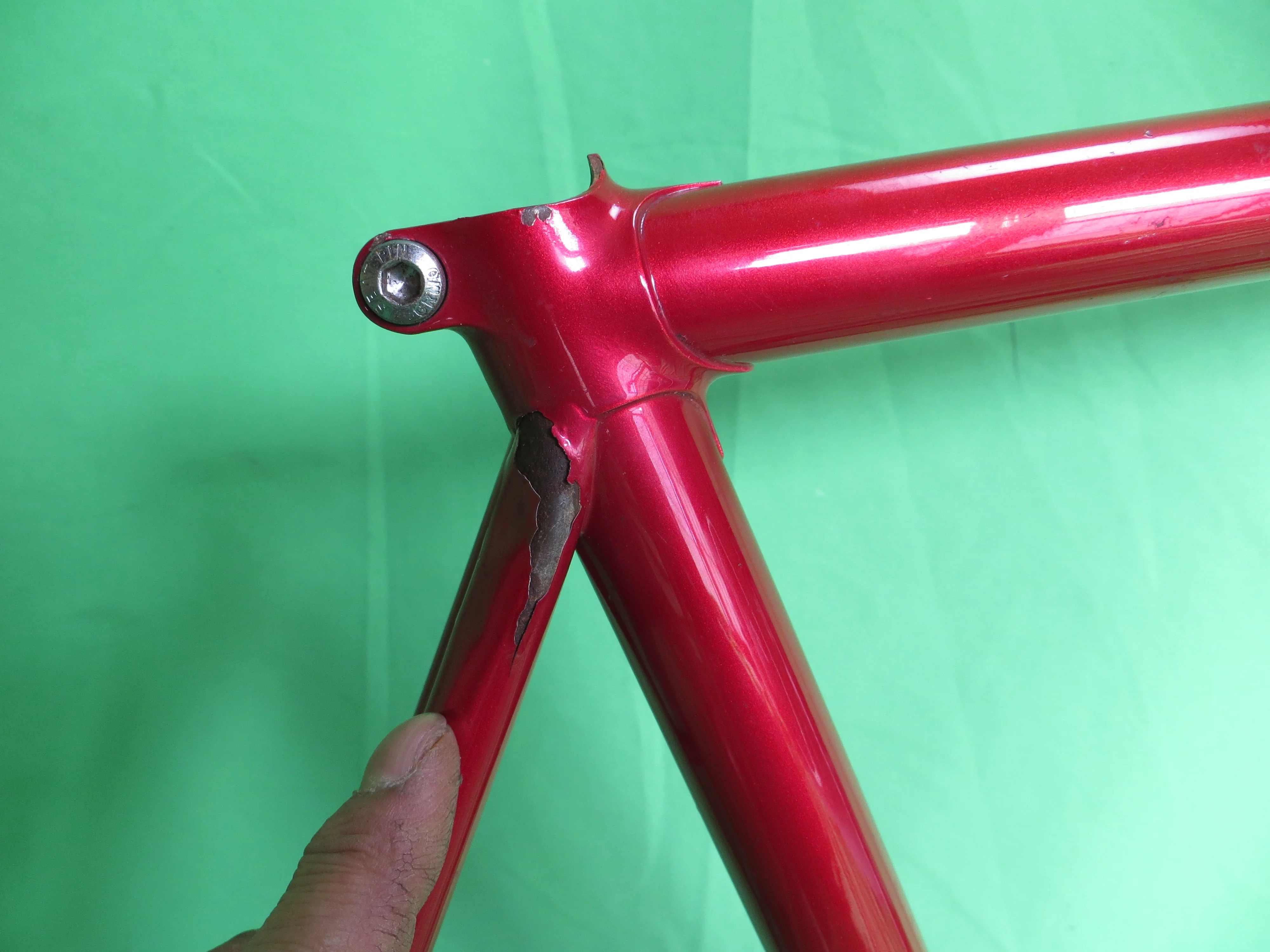 Level // Deep Red Metallic // 58cm // For Repairs /260422 - Image 11