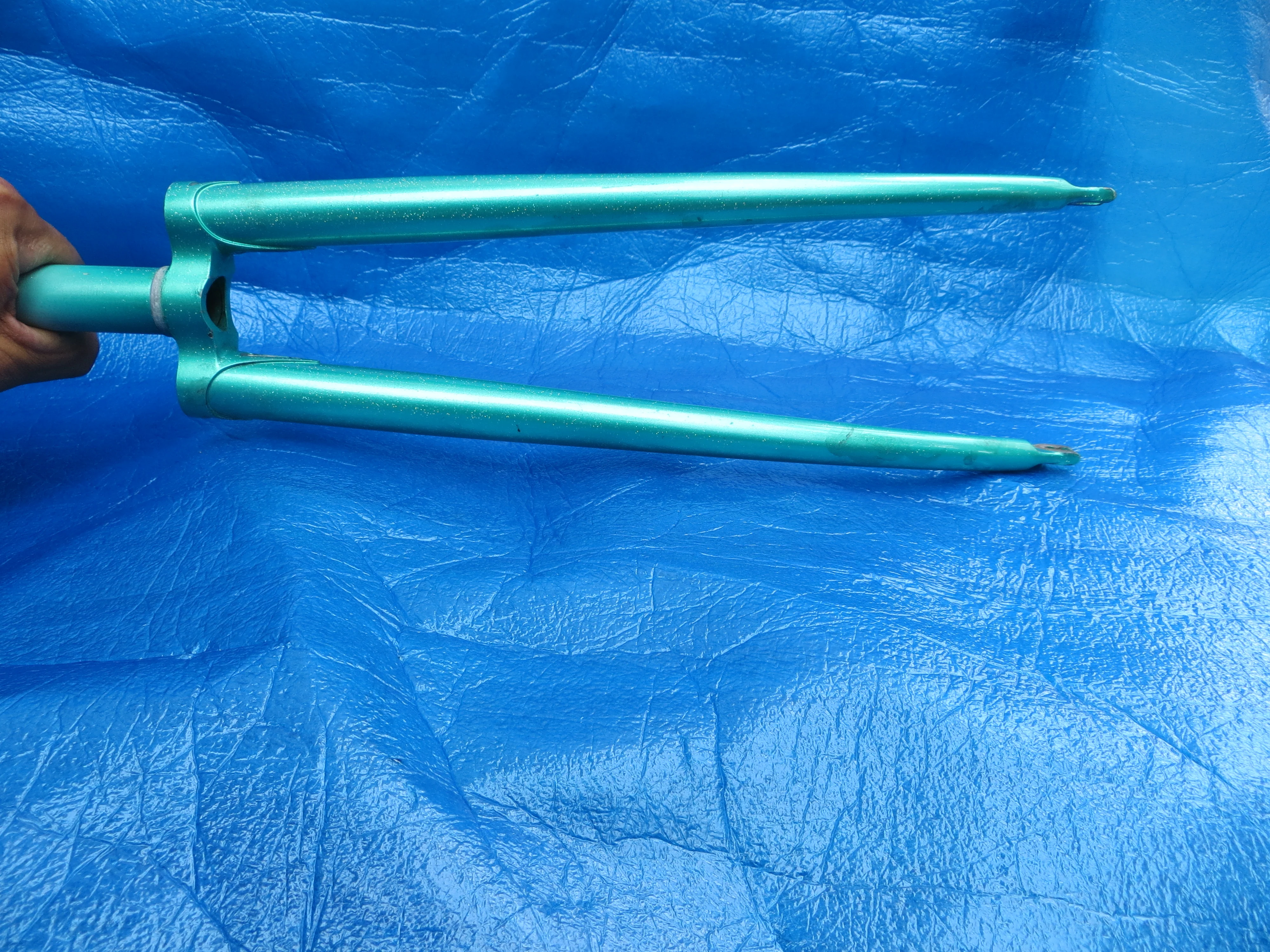 Level Front Fork 151mm Steering Colum Length /9mm Axle Slot - Image 4