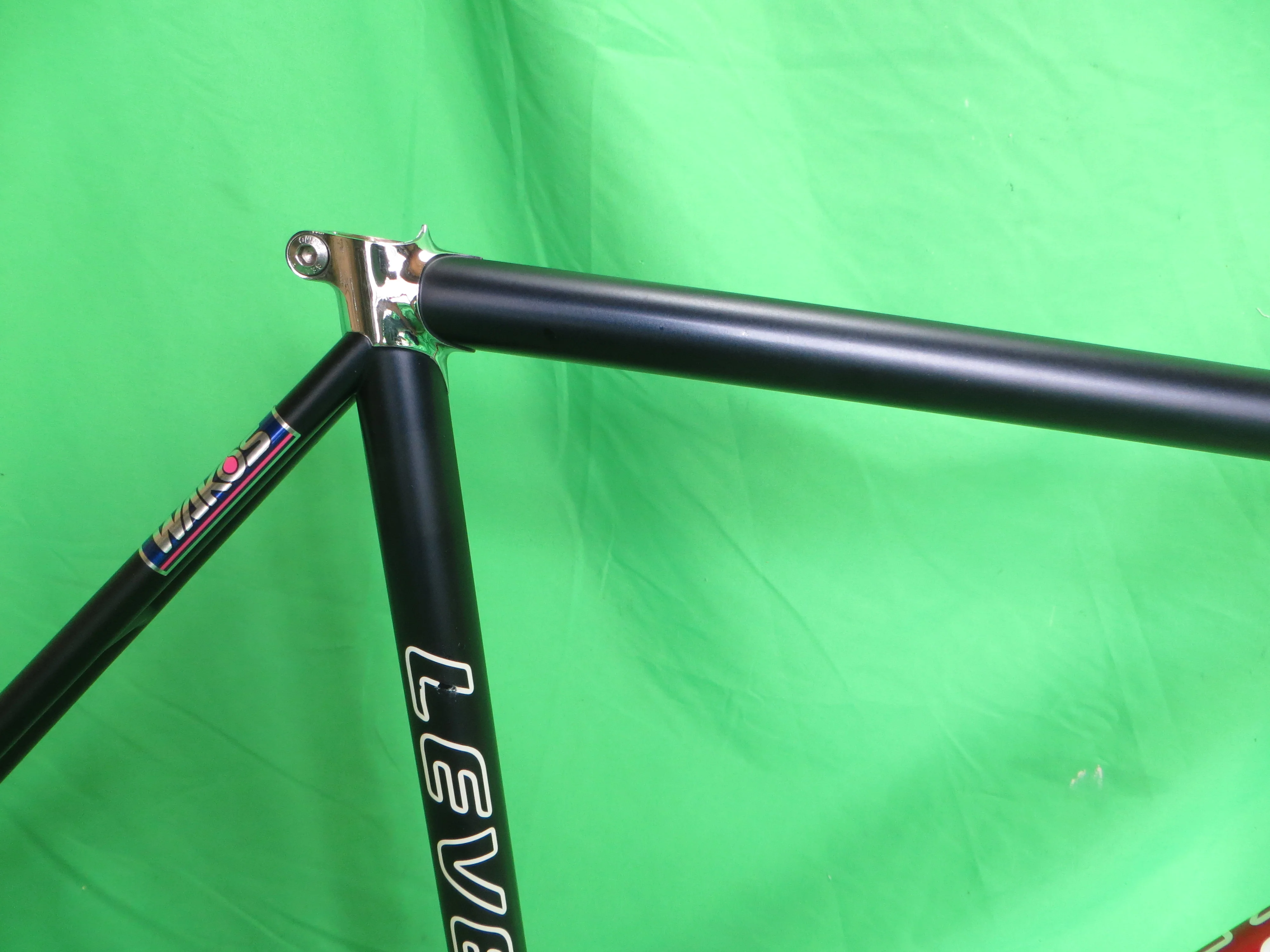 Level Columbs Max Fork // Matte Black / Red Two Tone / Chrome Lugs // 49.5cm - Image 12