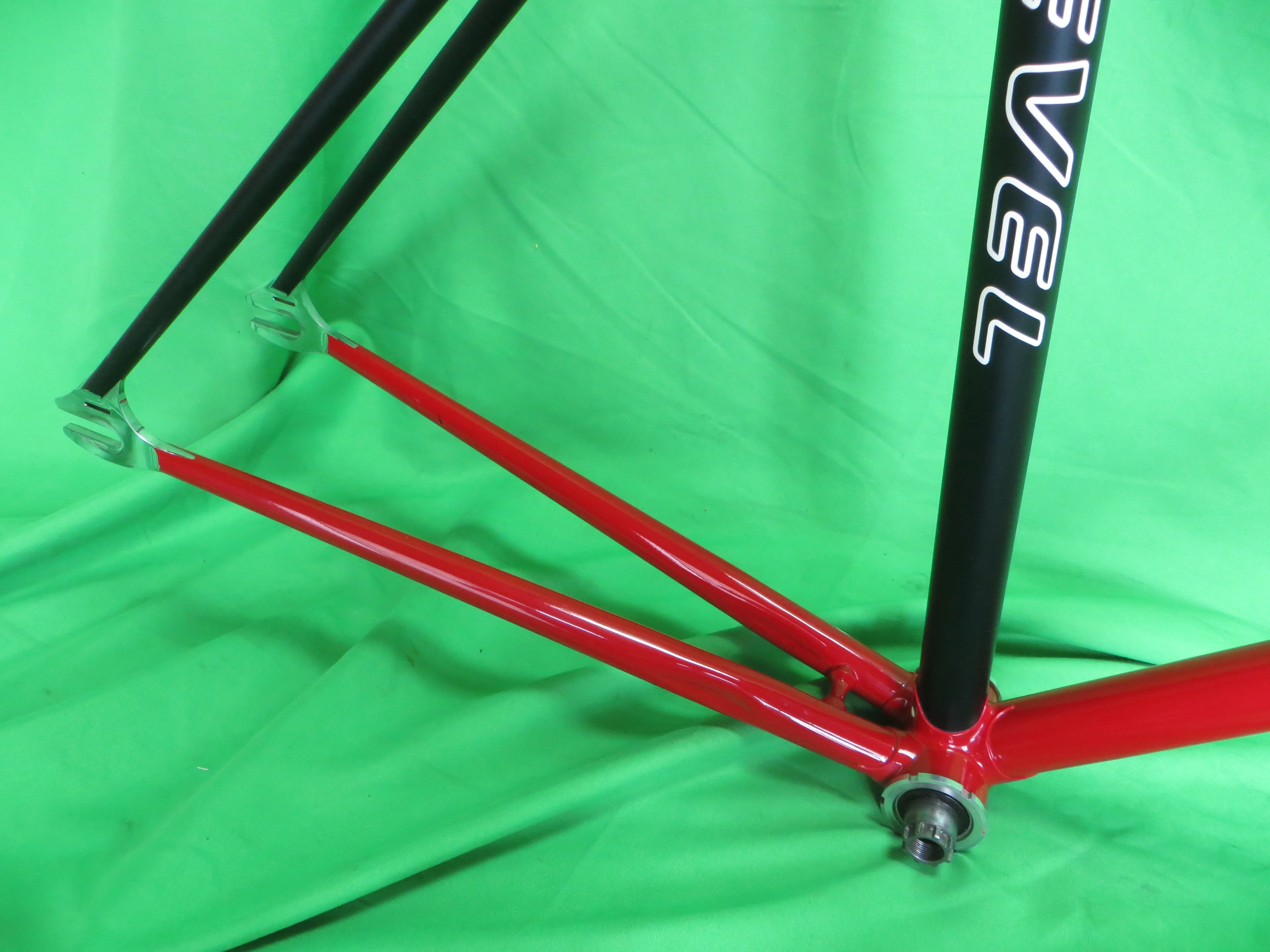 Level Columbs Max Fork // Matte Black / Red Two Tone / Chrome Lugs // 49.5cm - Image 14