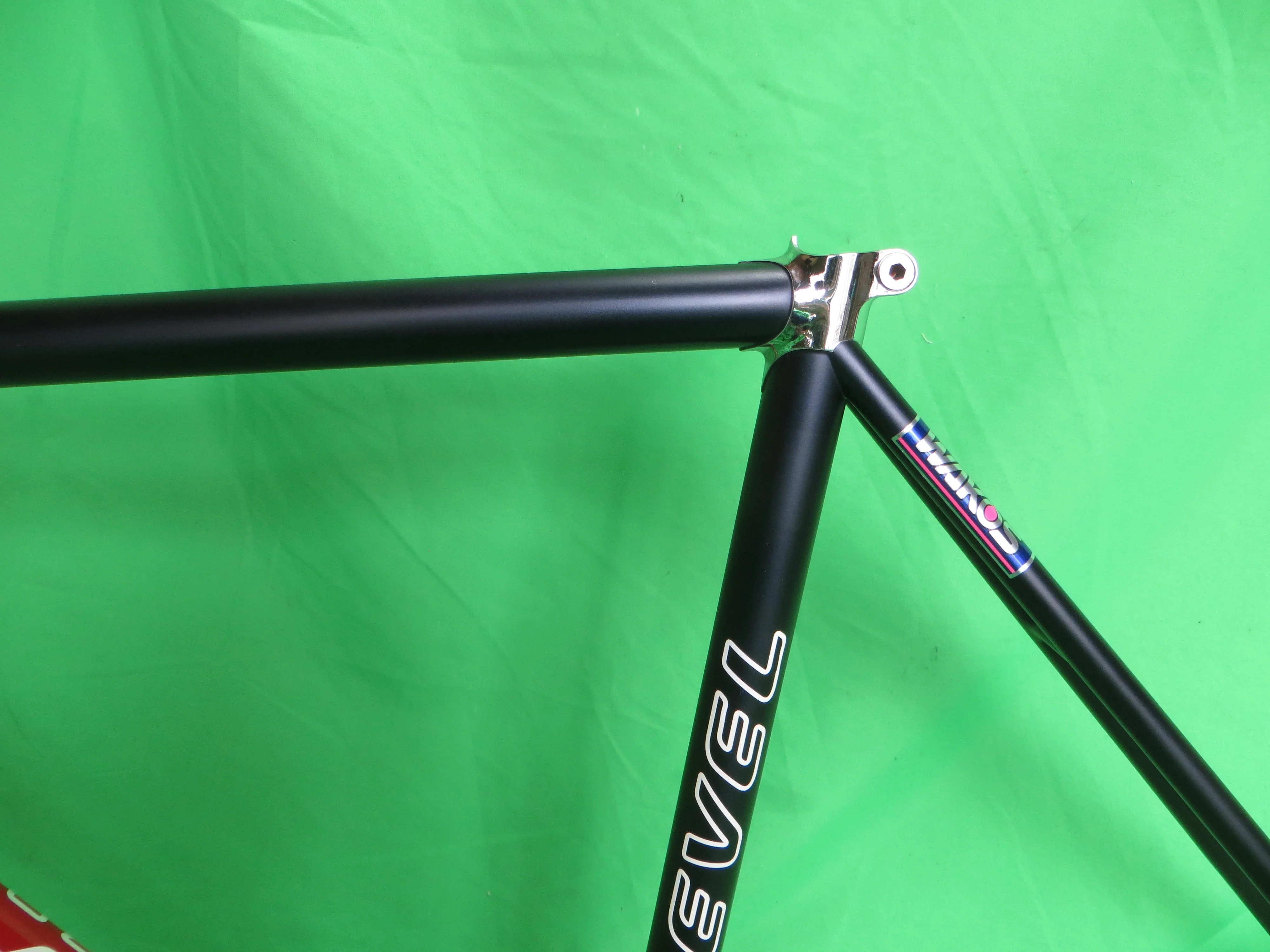 Level Columbs Max Fork // Matte Black / Red Two Tone / Chrome Lugs // 49.5cm - Image 5