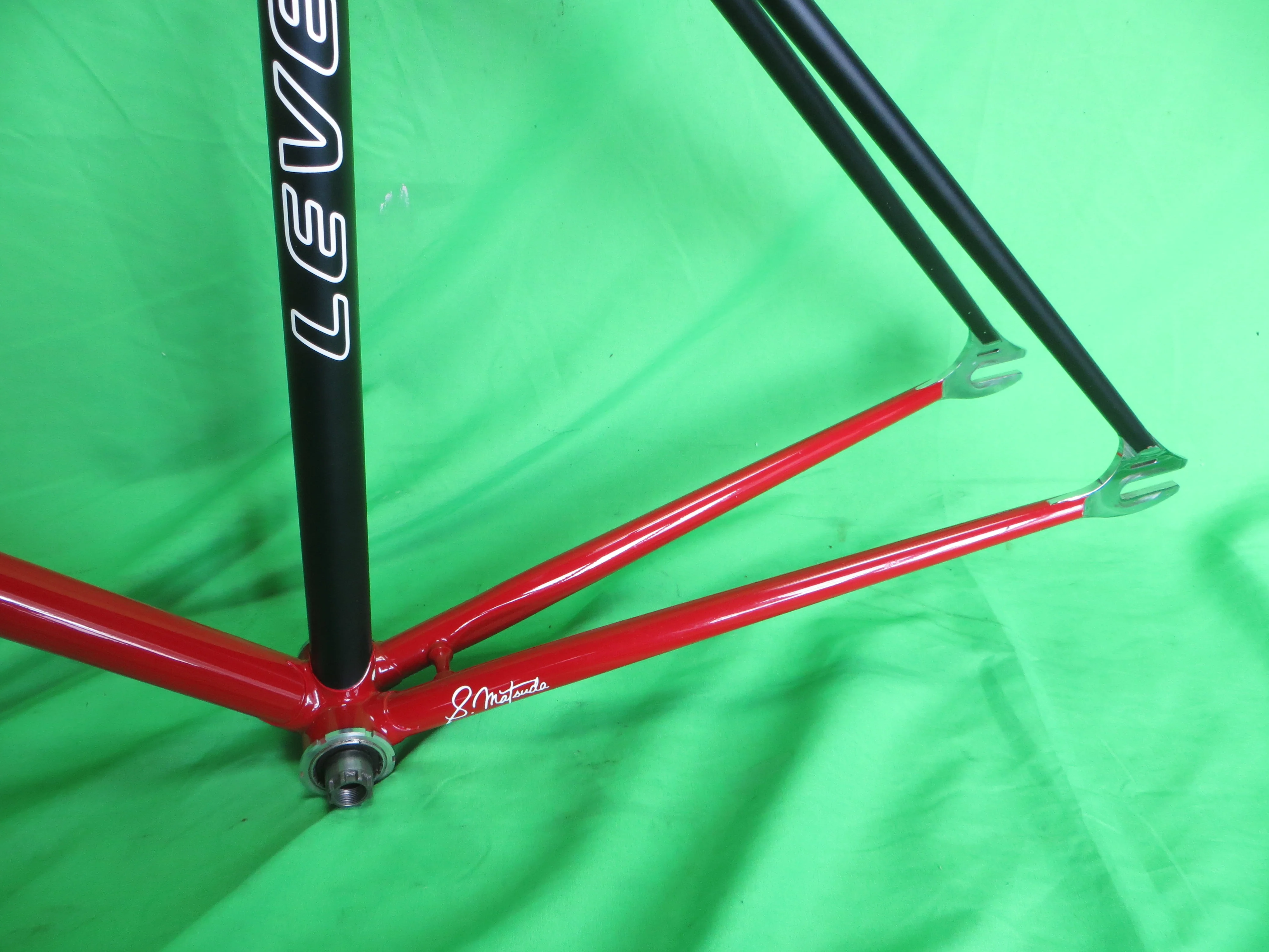 Level Columbs Max Fork // Matte Black / Red Two Tone / Chrome Lugs // 49.5cm - Image 7