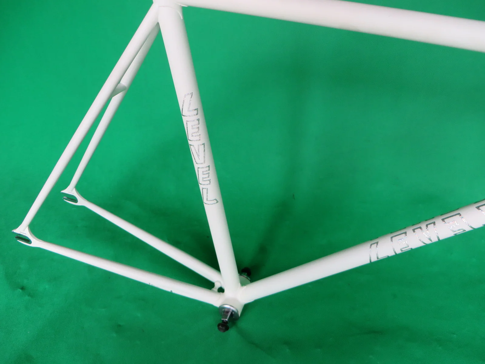 Level Matte White w/ Columbus MAX fork {51.5cm} - Image 11
