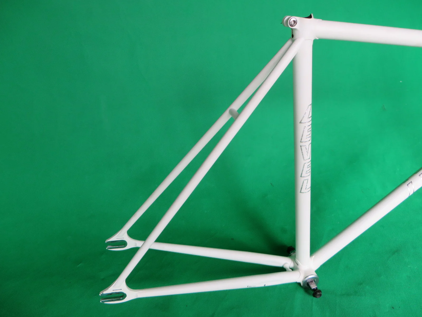 Level Matte White w/ Columbus MAX fork {51.5cm} - Image 12