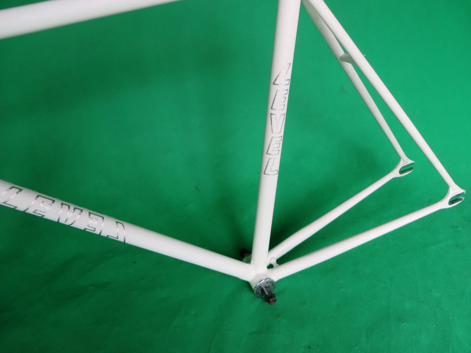 Level Matte White w/ Columbus MAX fork {51.5cm} - Image 6