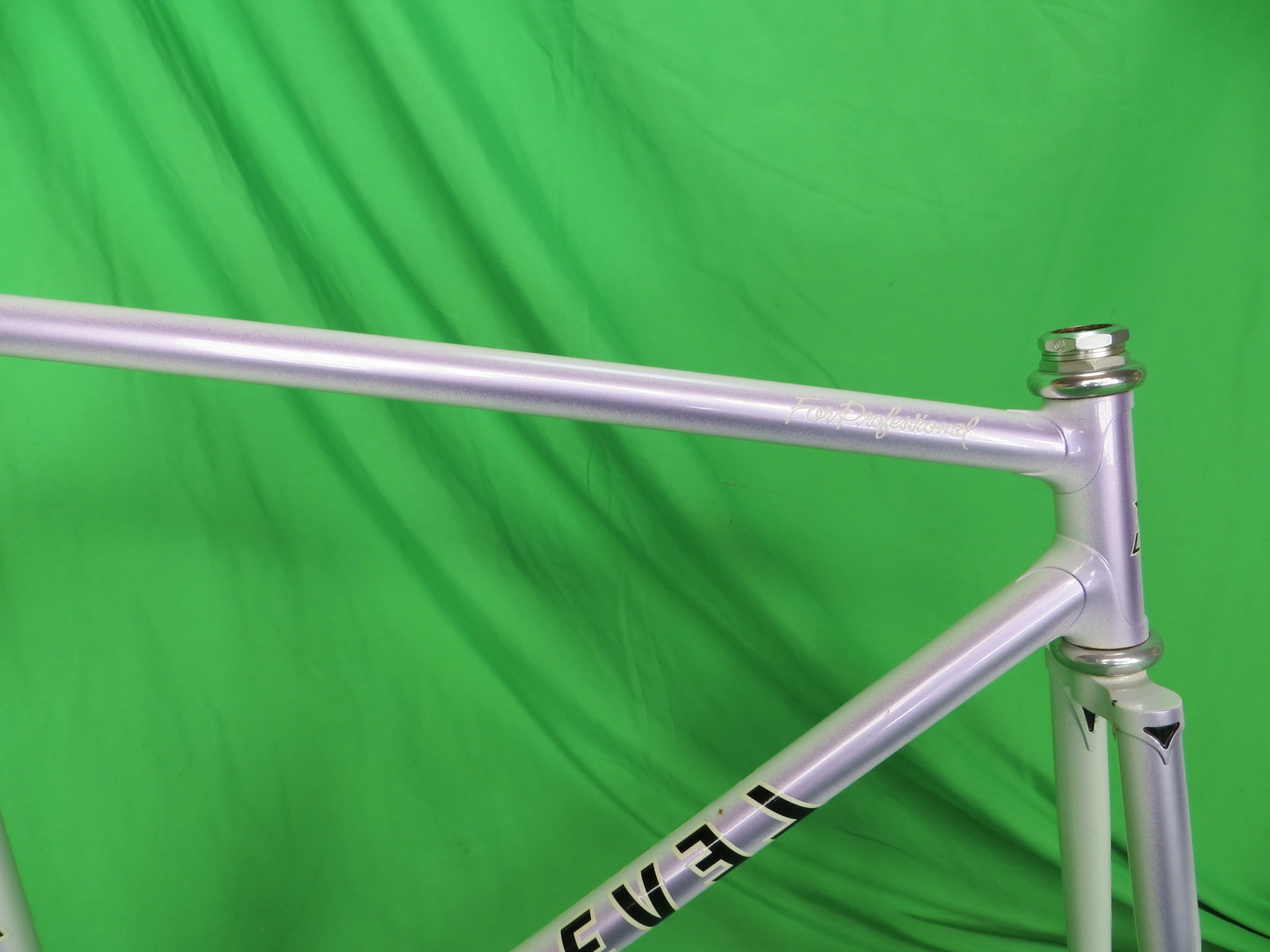LEVEL // Purple /  White Fade // 51.5cm - Image 11