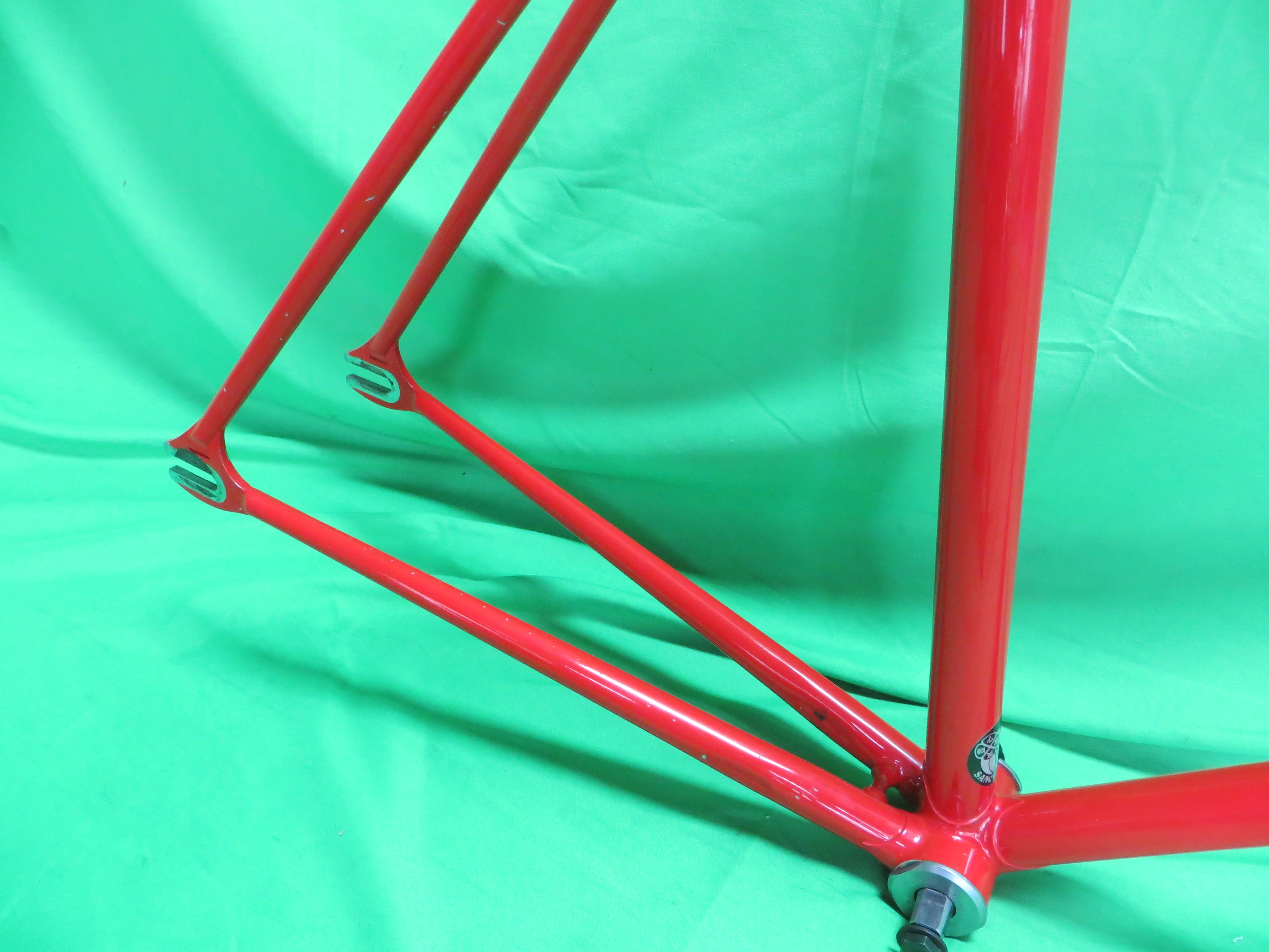 Level // Red // 51.5cm - Image 14