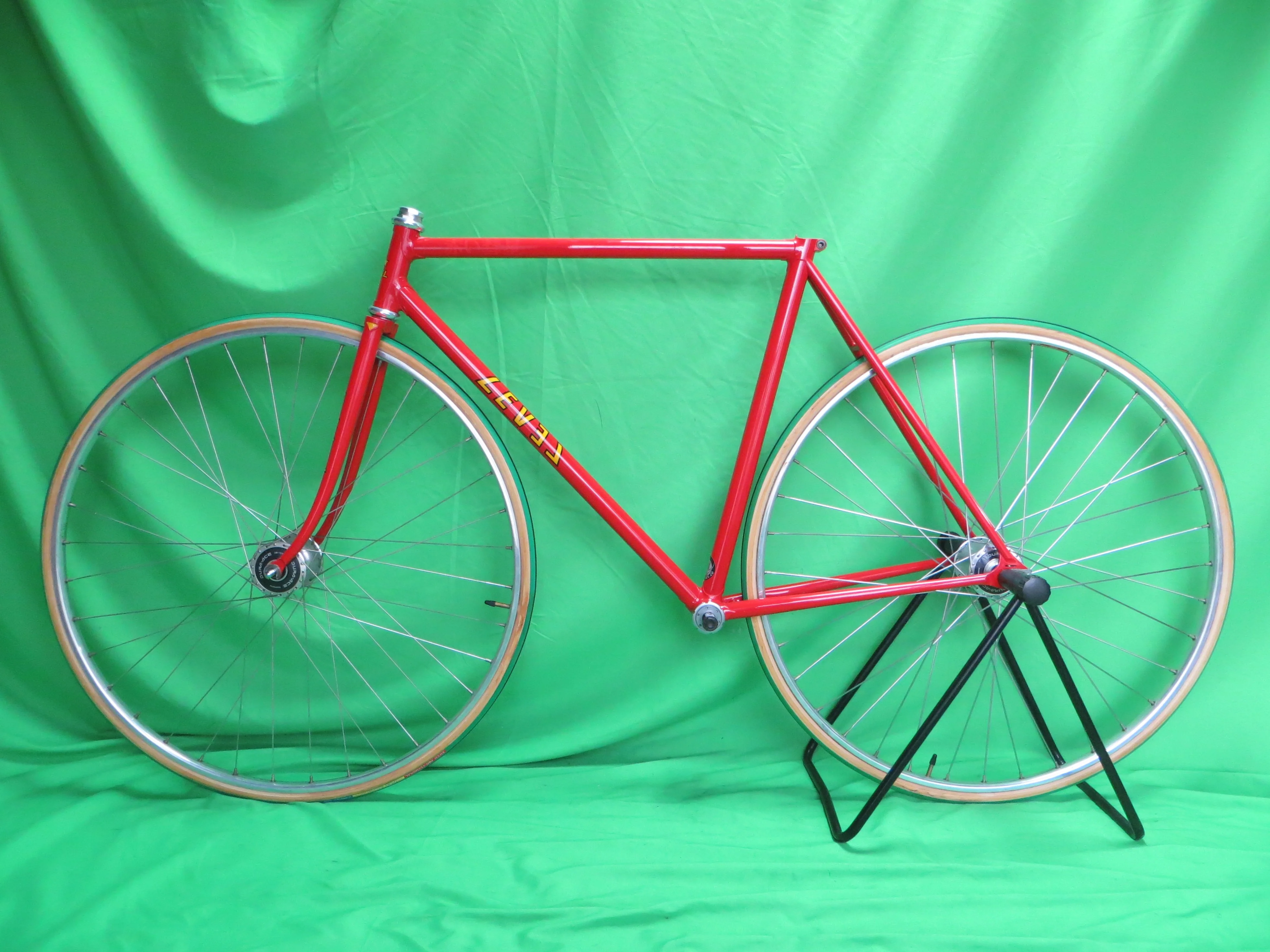 Level // Red // 51.5cm - Image 16